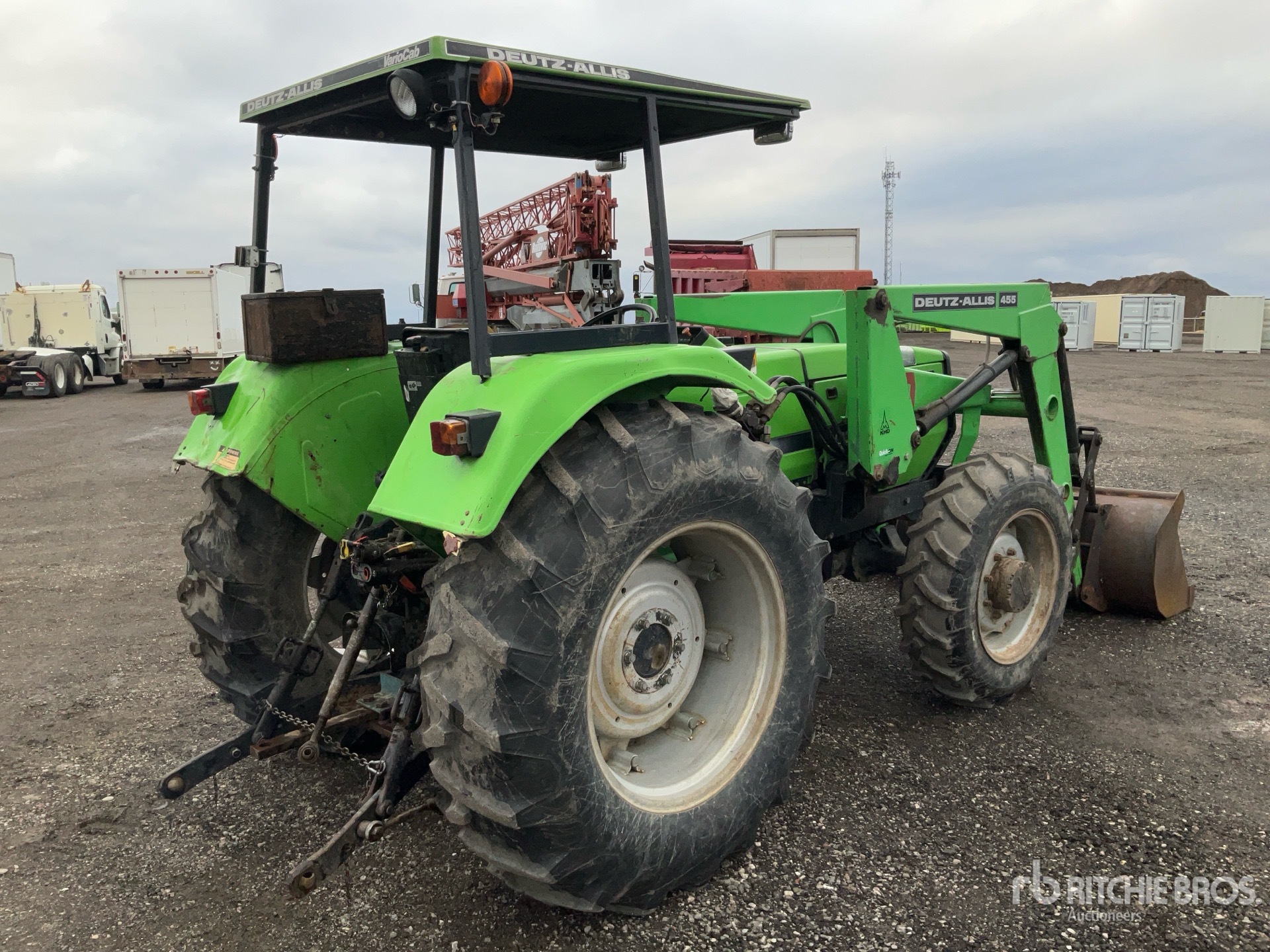 General Appearance with Bild, Ecke hinten rechts