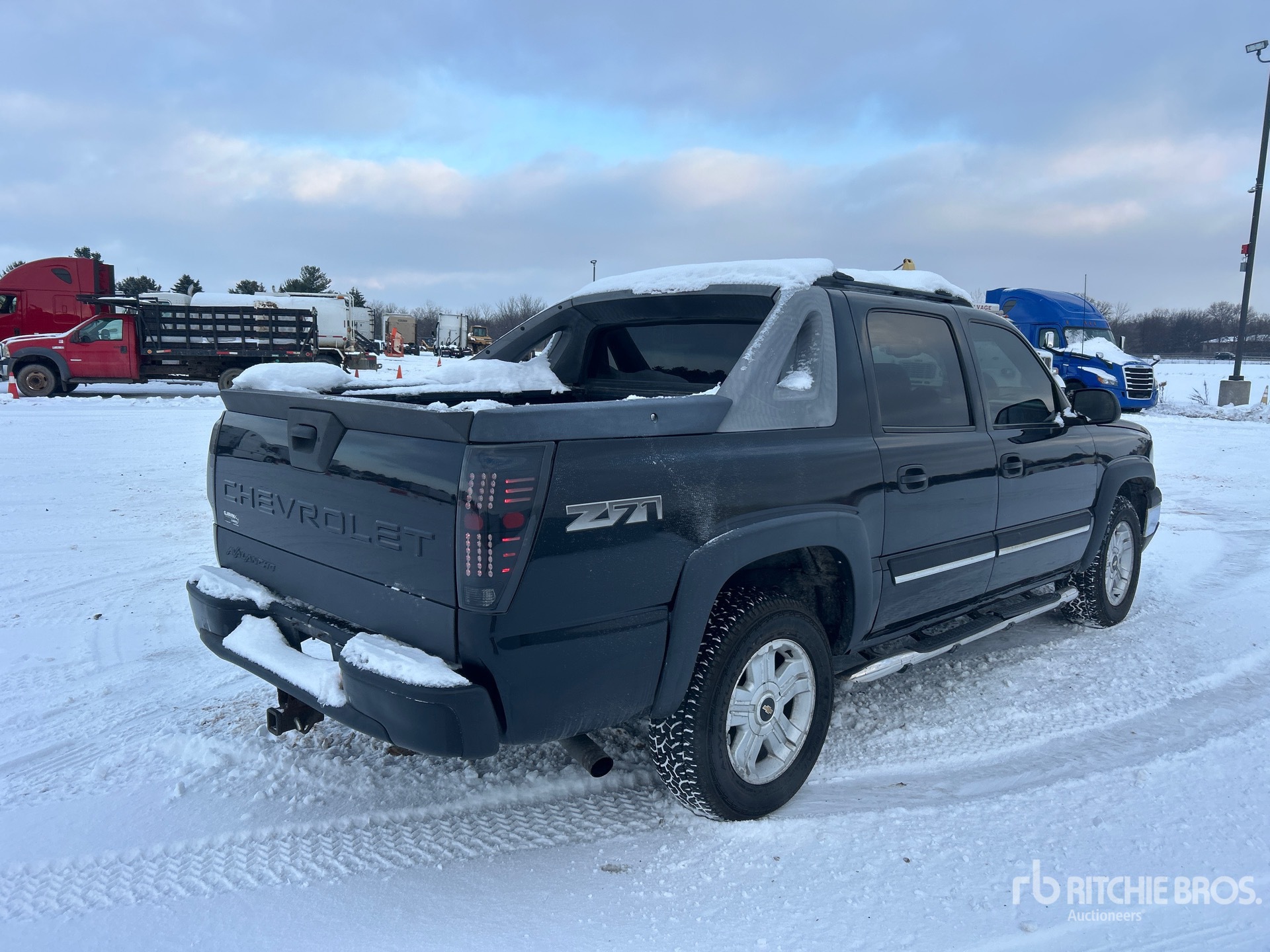 General Appearance with Picture, Right Rear Corner