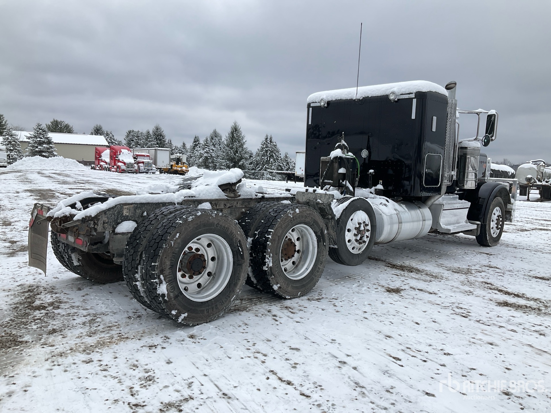 General Appearance with Imagen: esquina trasera derecha