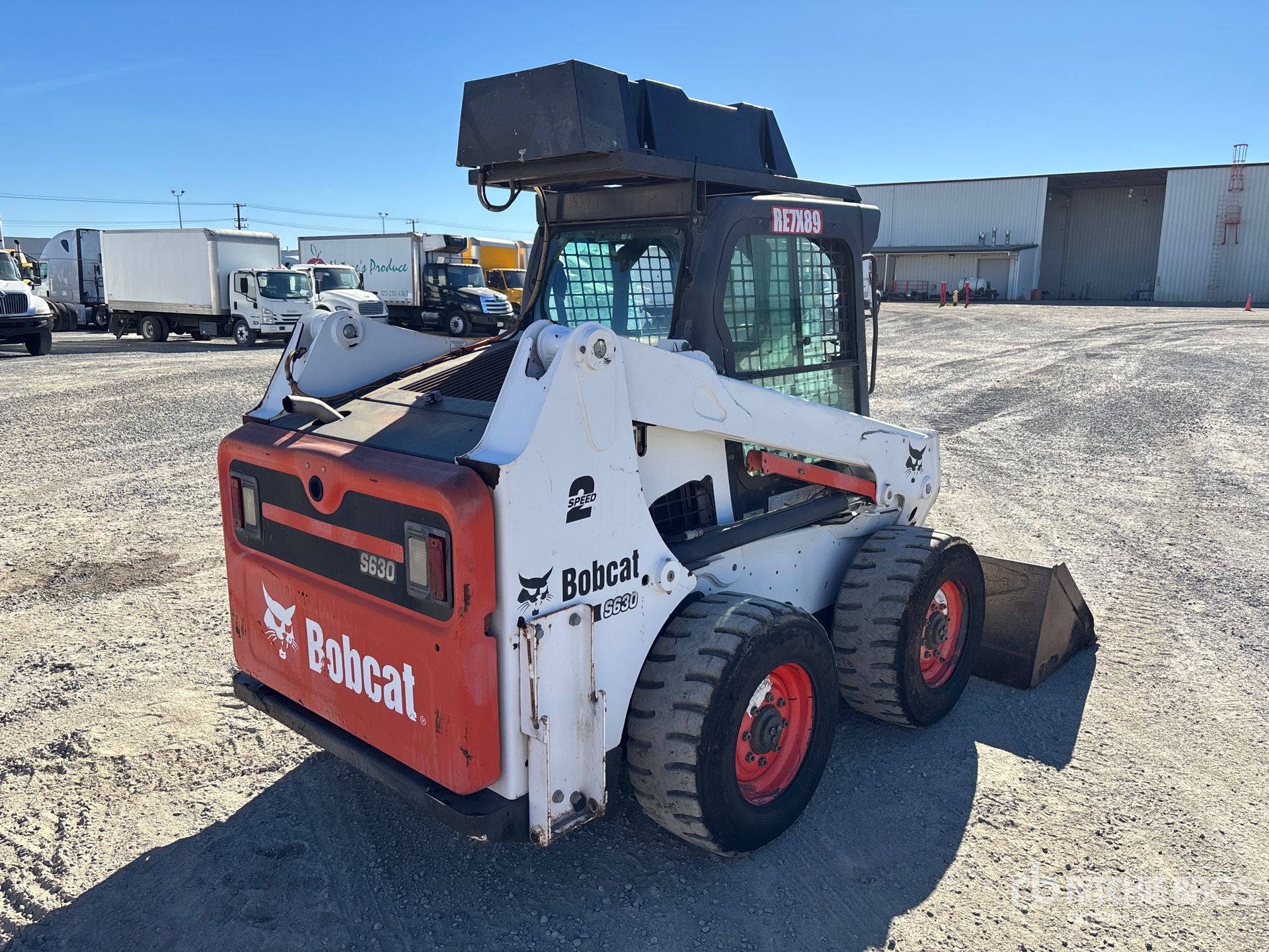 General Appearance with Picture, Right Rear Corner