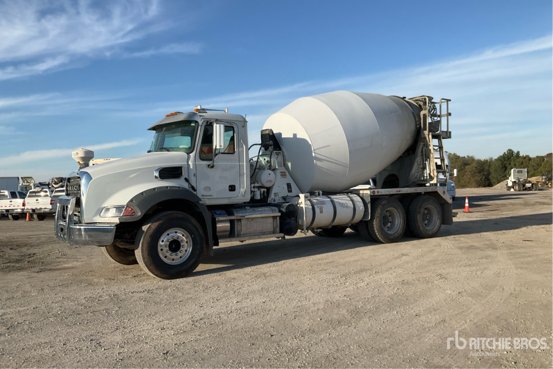 General Appearance with Imagen: esquina delantera izquierda