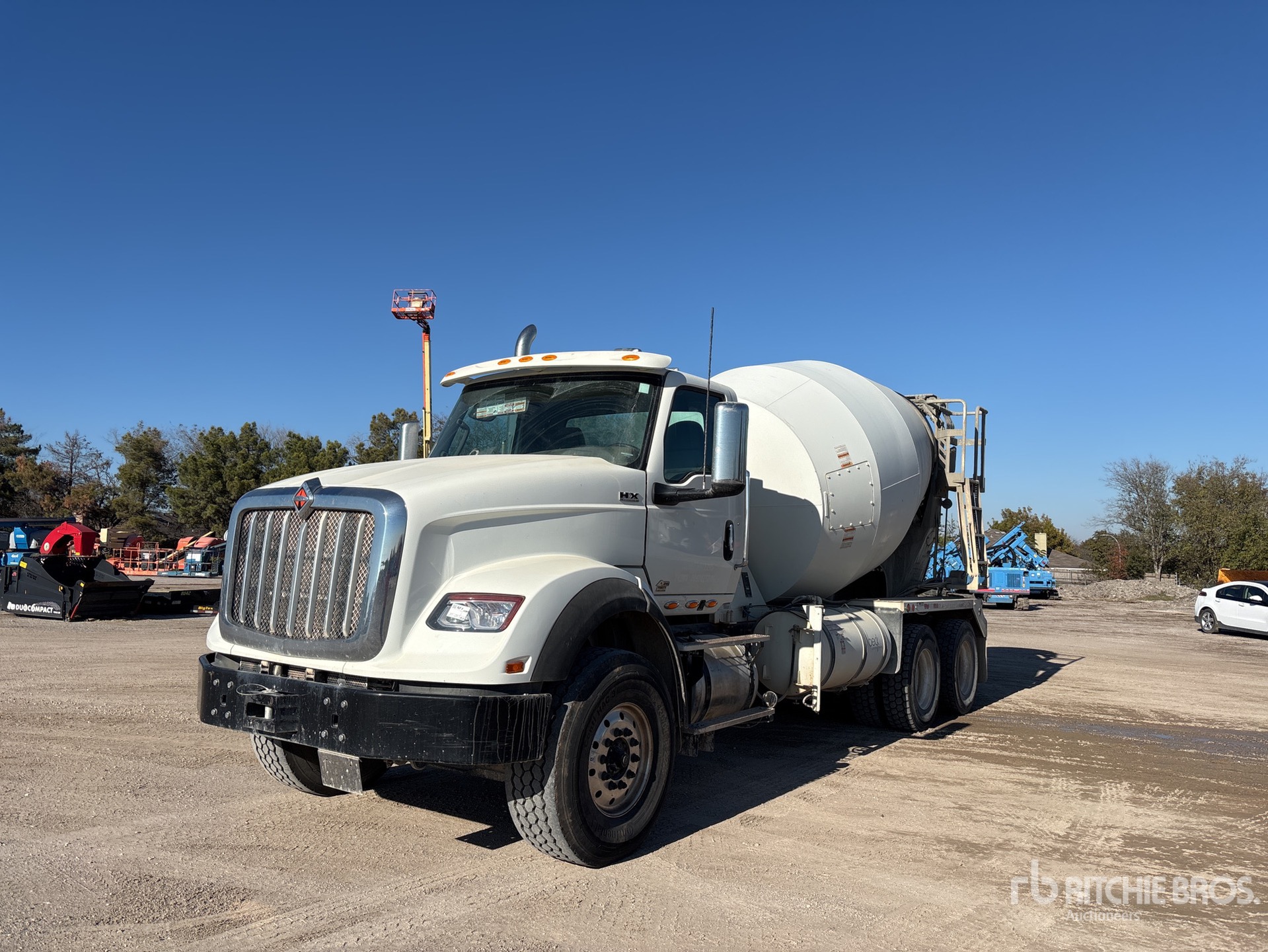 General Appearance with Featured Photo