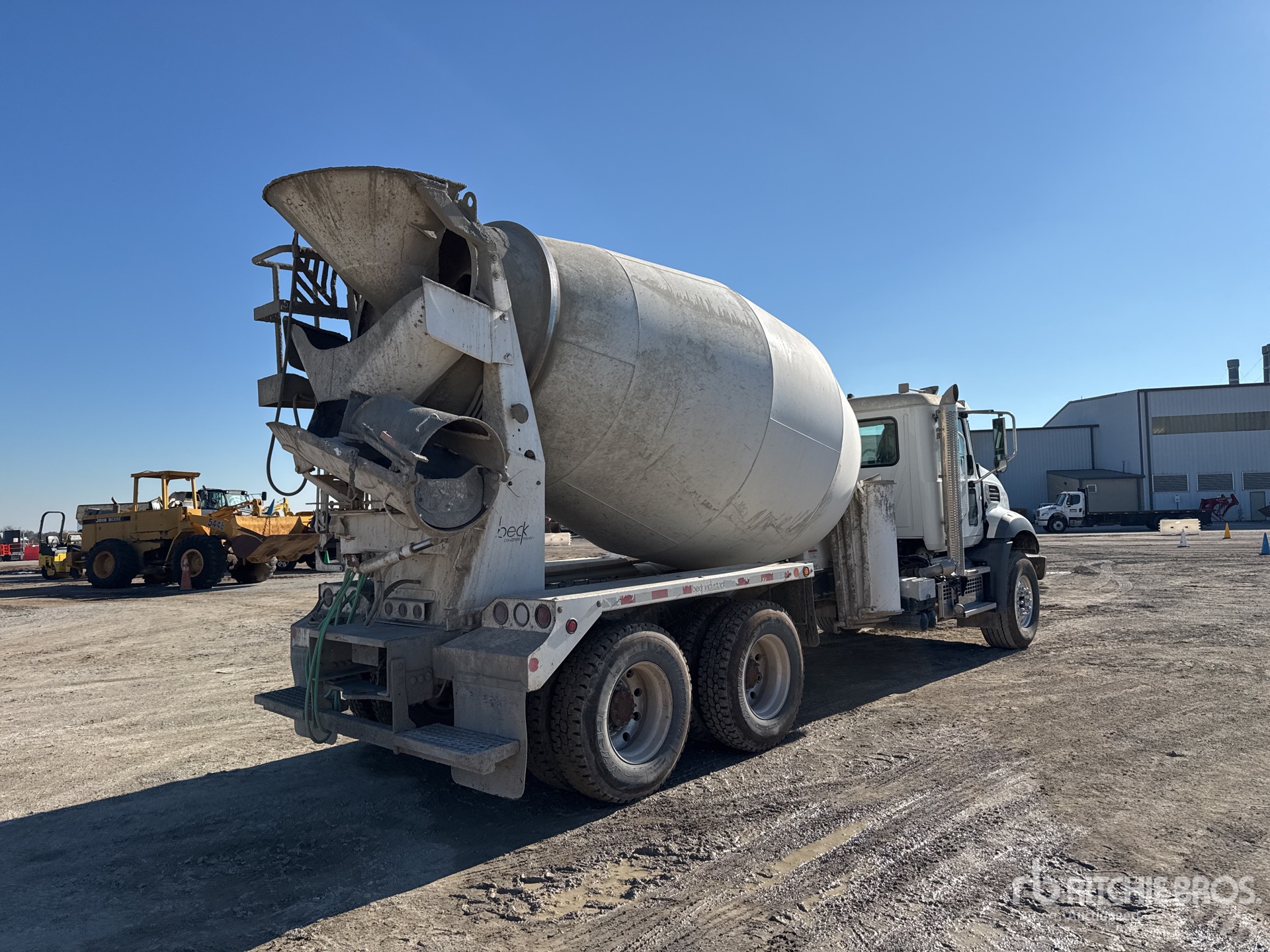 General Appearance with Imagen: esquina trasera derecha