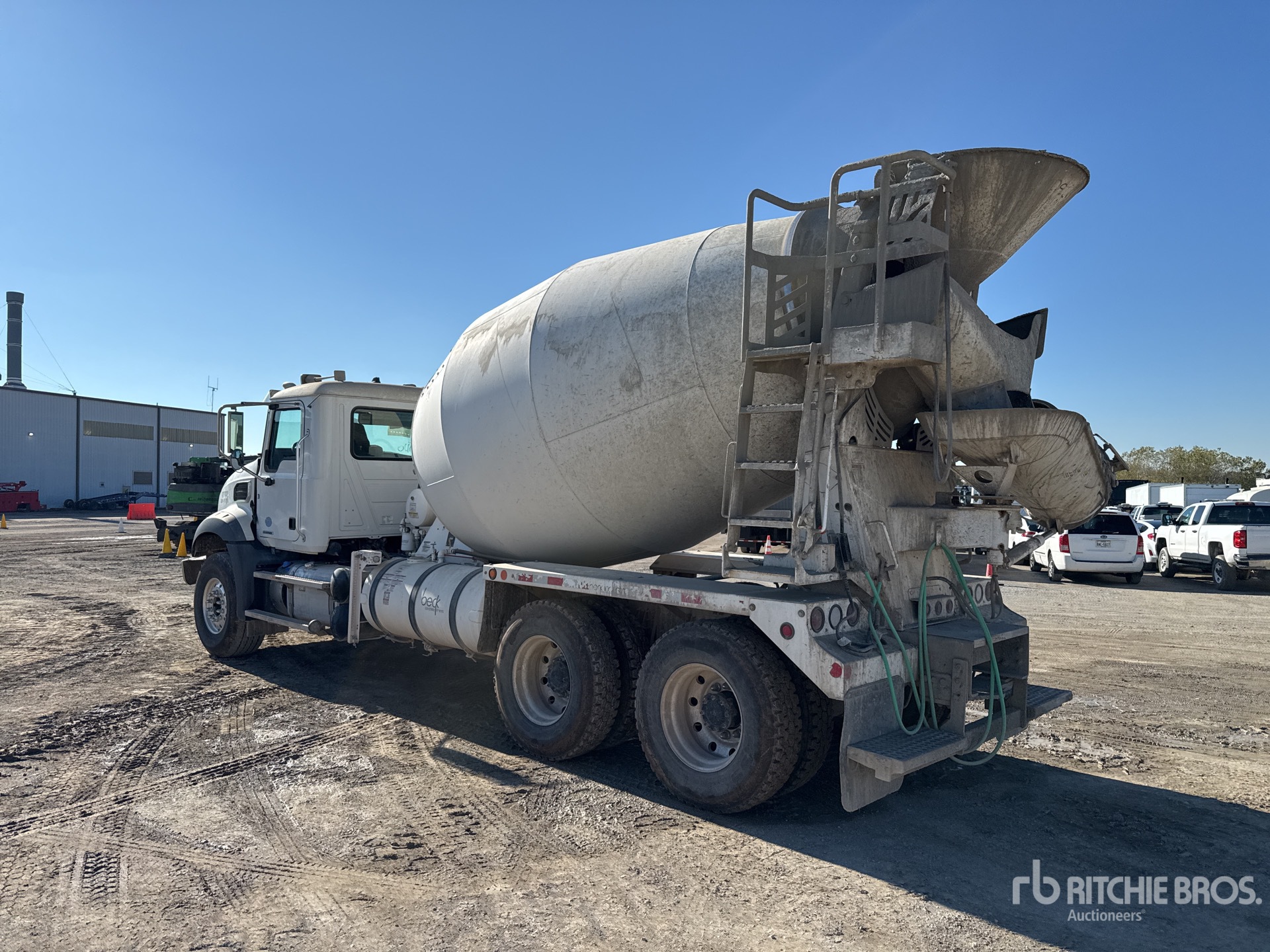 General Appearance with Imagen: esquina trasera izquierda