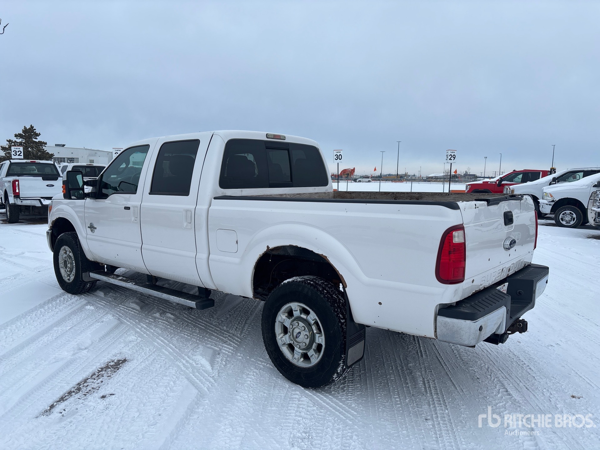 General Appearance with Imagen: esquina trasera izquierda