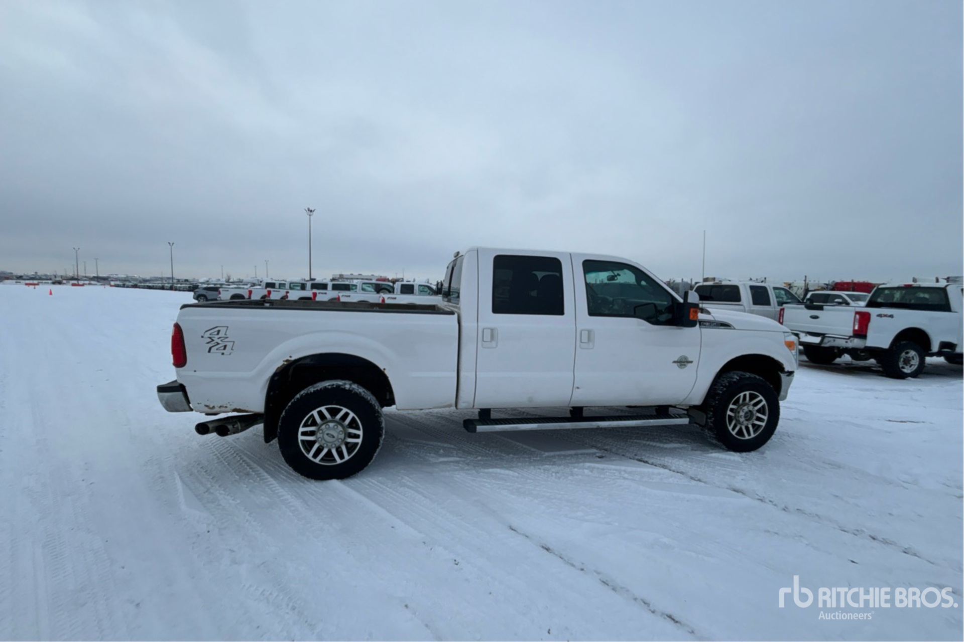 General Appearance with Imagen: esquina trasera derecha