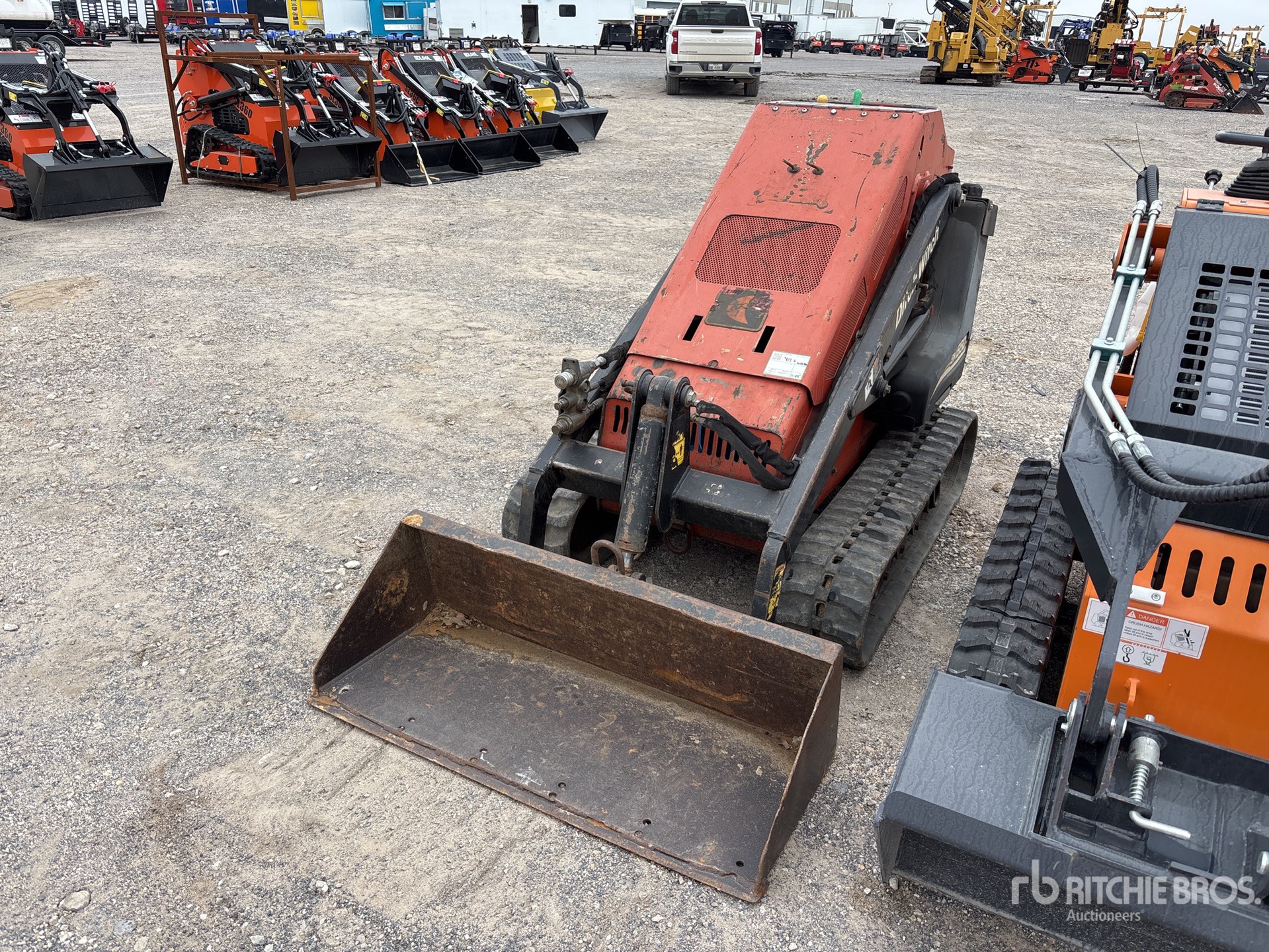 General Appearance with Featured Photo