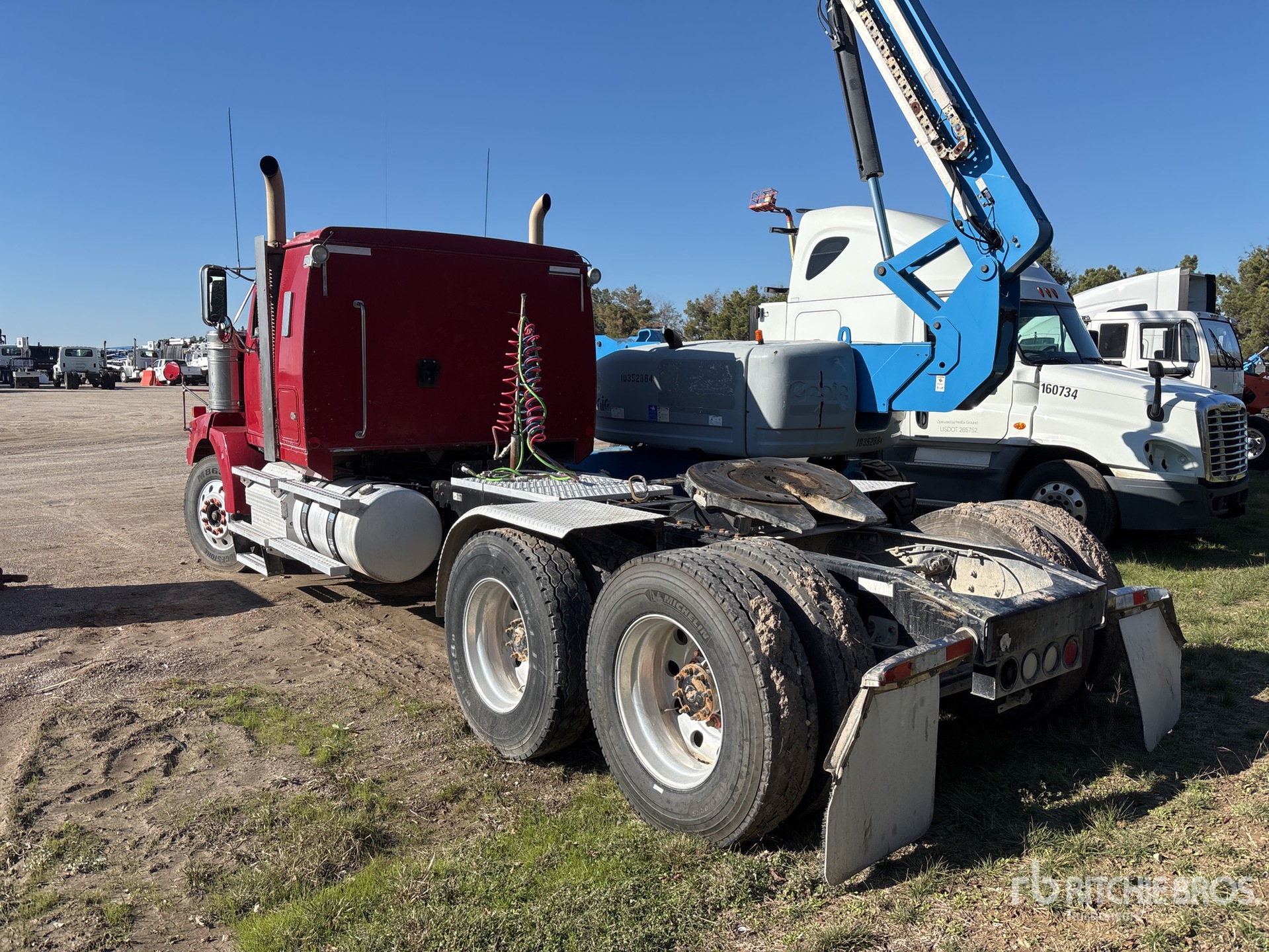 Aspect général with Image, coin arrière gauche