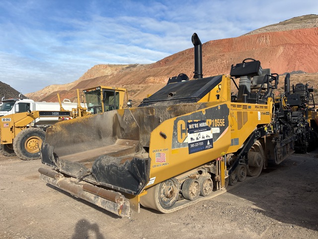 2014 Cat AP1055E Track Asphalt Paver