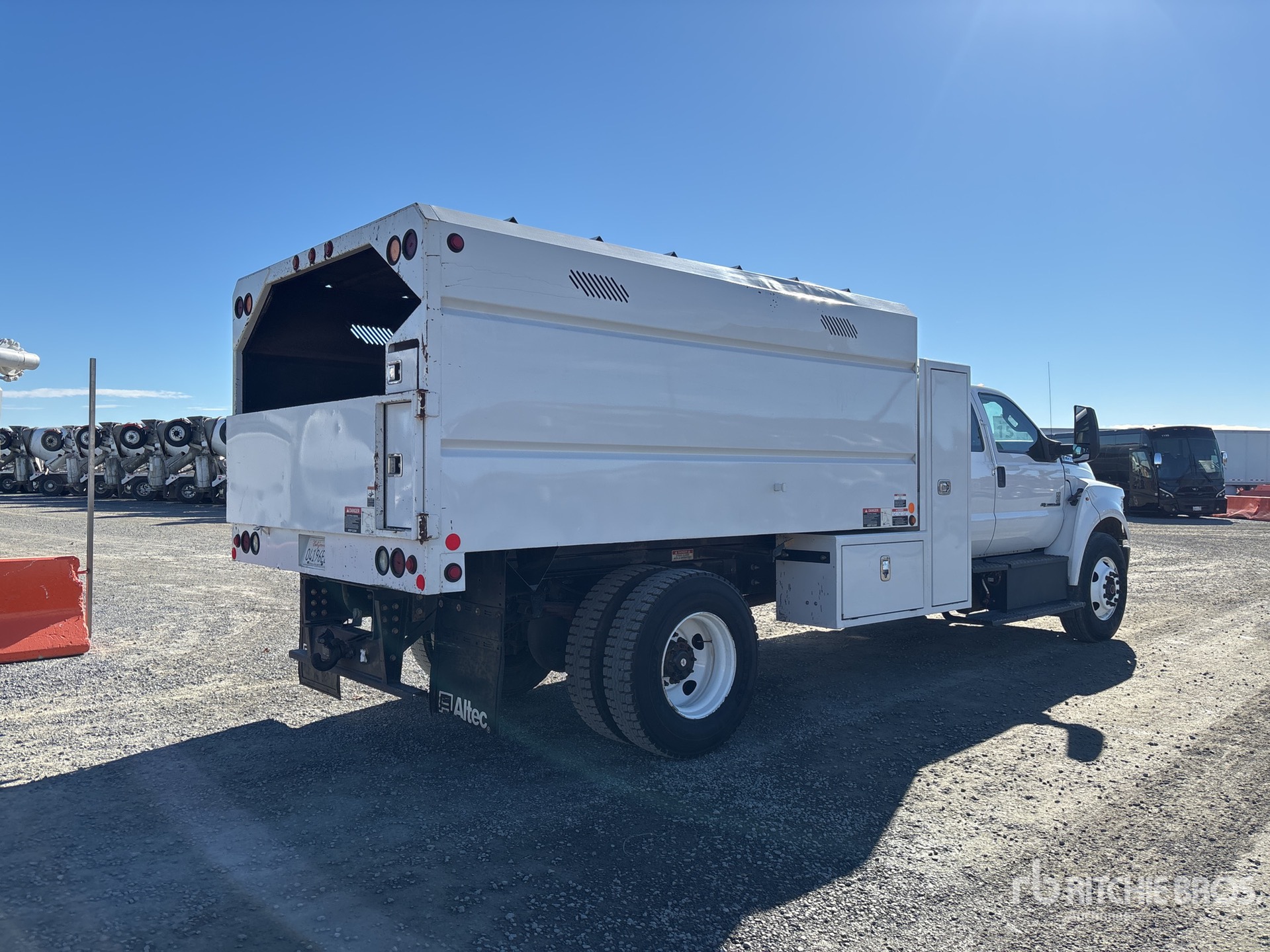 General Appearance with Imagen: esquina trasera derecha