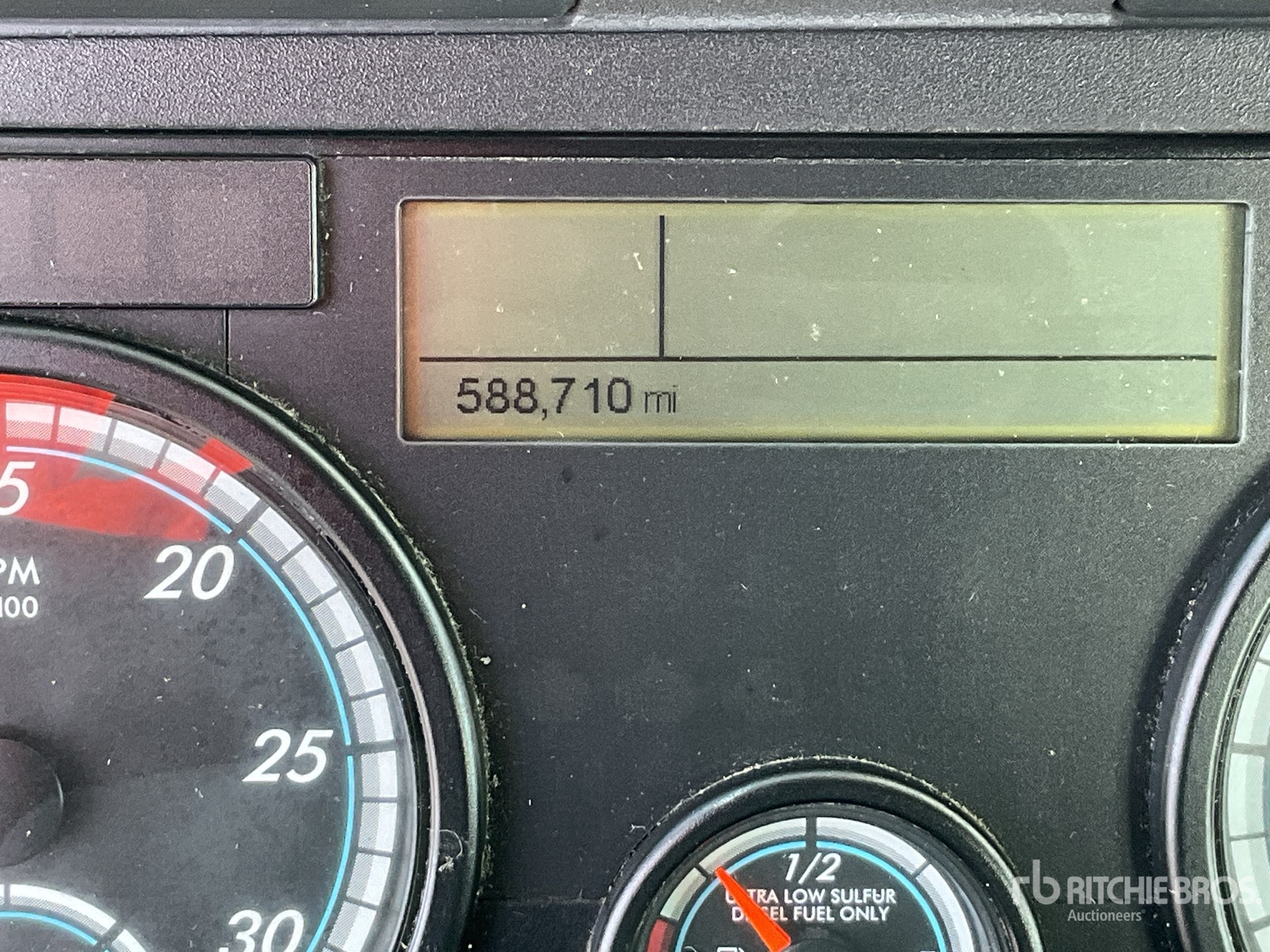 Aspect général with Compteur horaire / compteur kilométrique