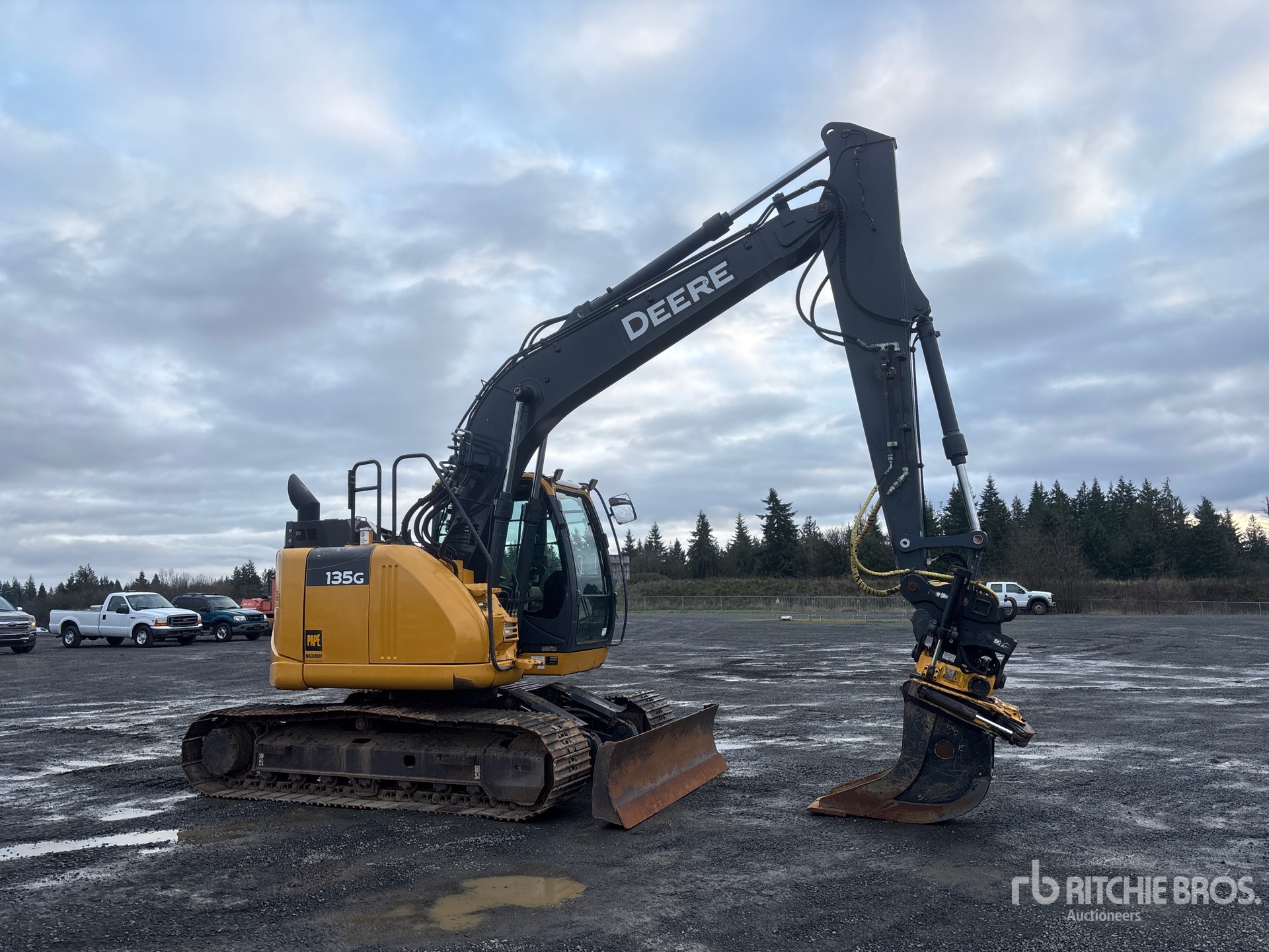 General Appearance with Picture, Right Front Corner