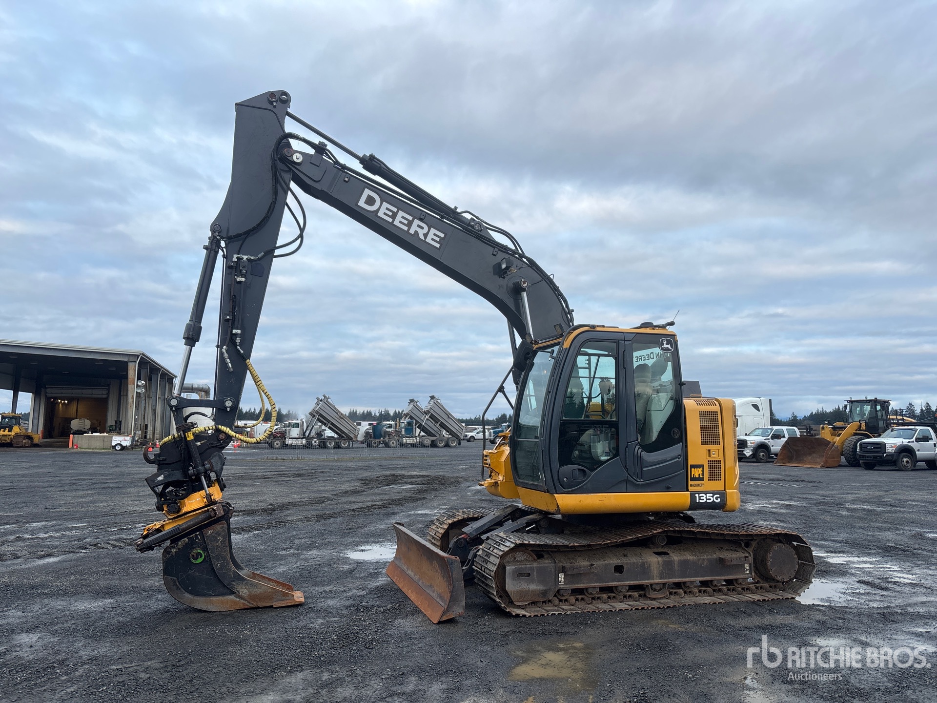 General Appearance with Picture, Left Front Corner