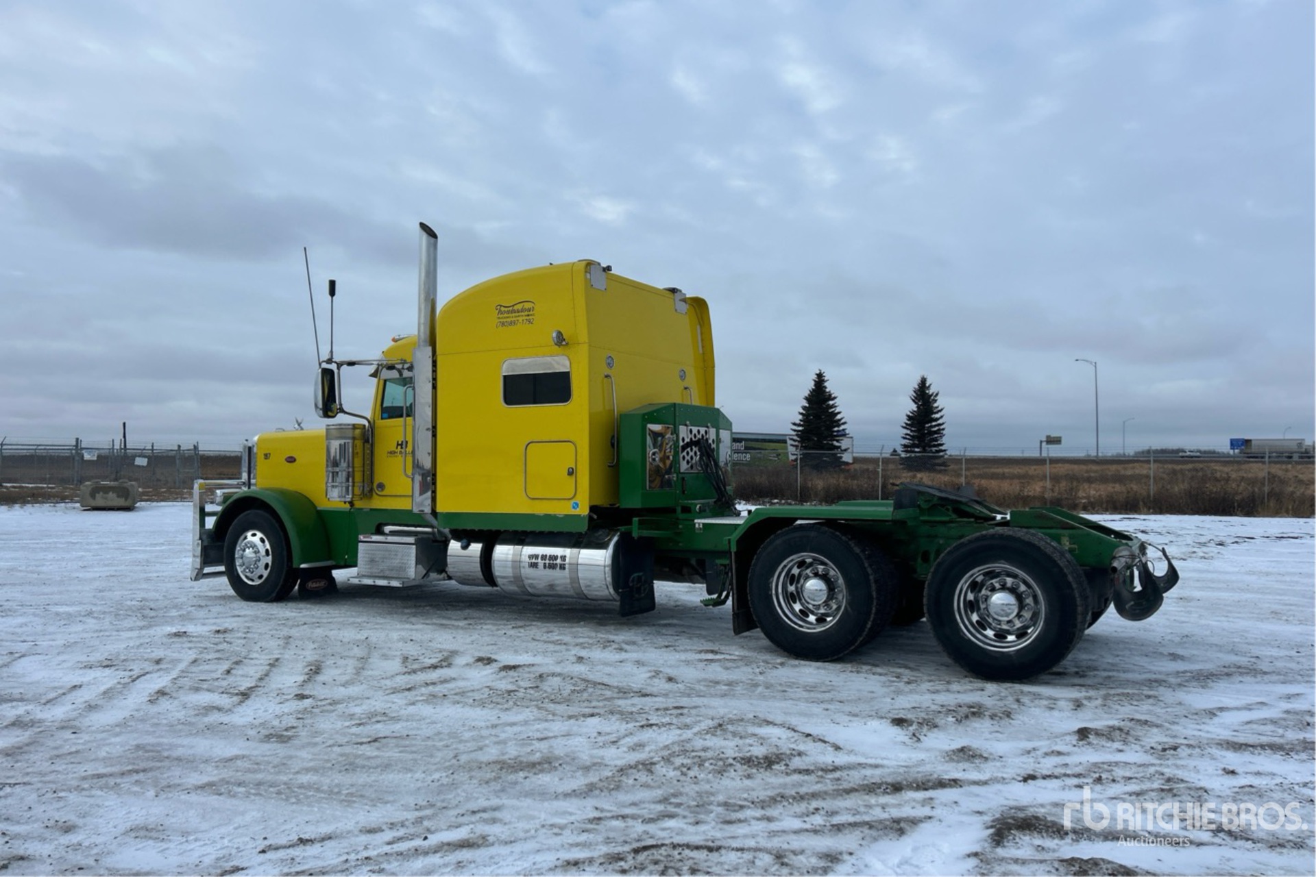 General Appearance with Imagen: esquina trasera izquierda