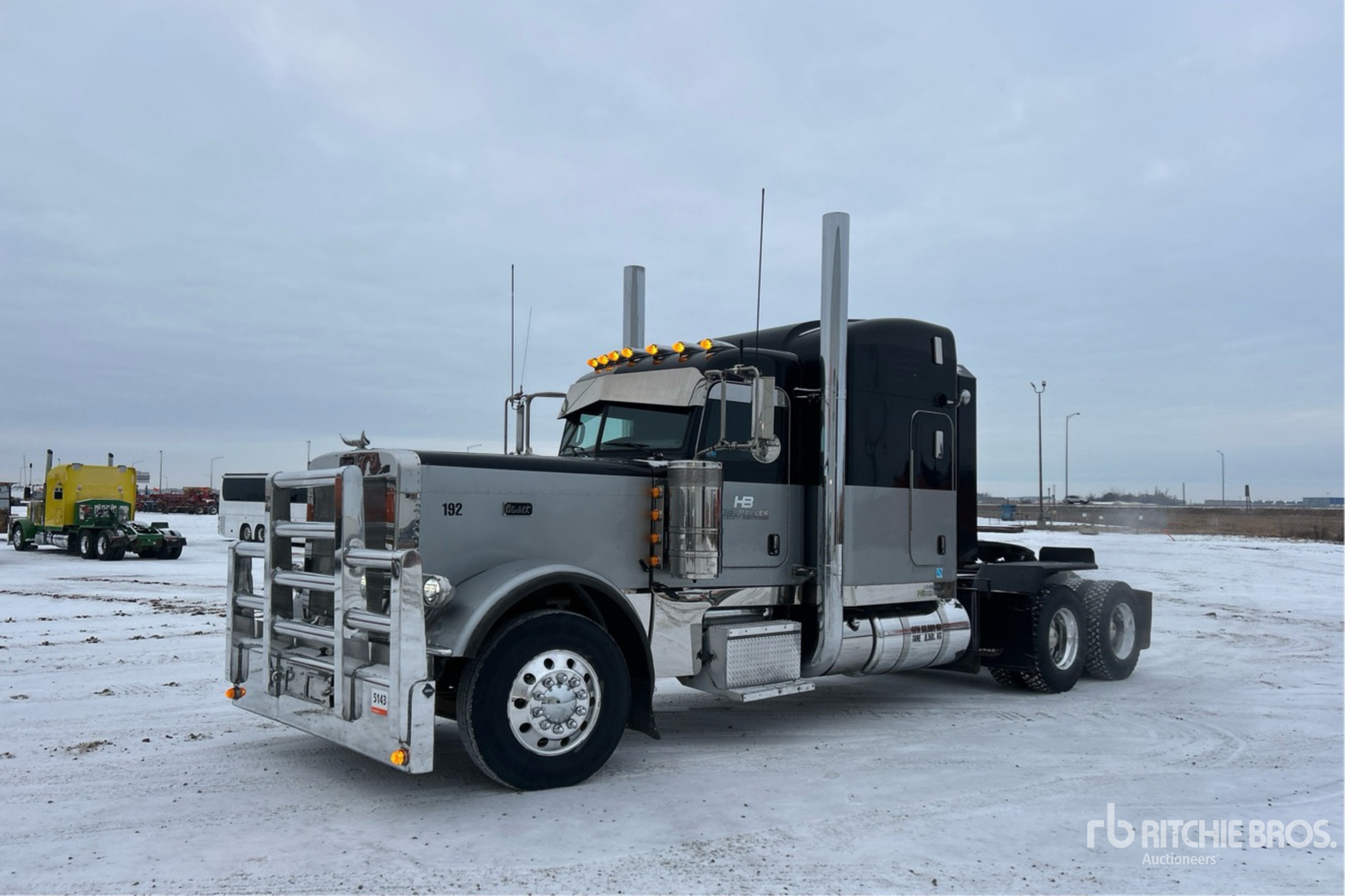 General Appearance with Imagen: esquina delantera izquierda