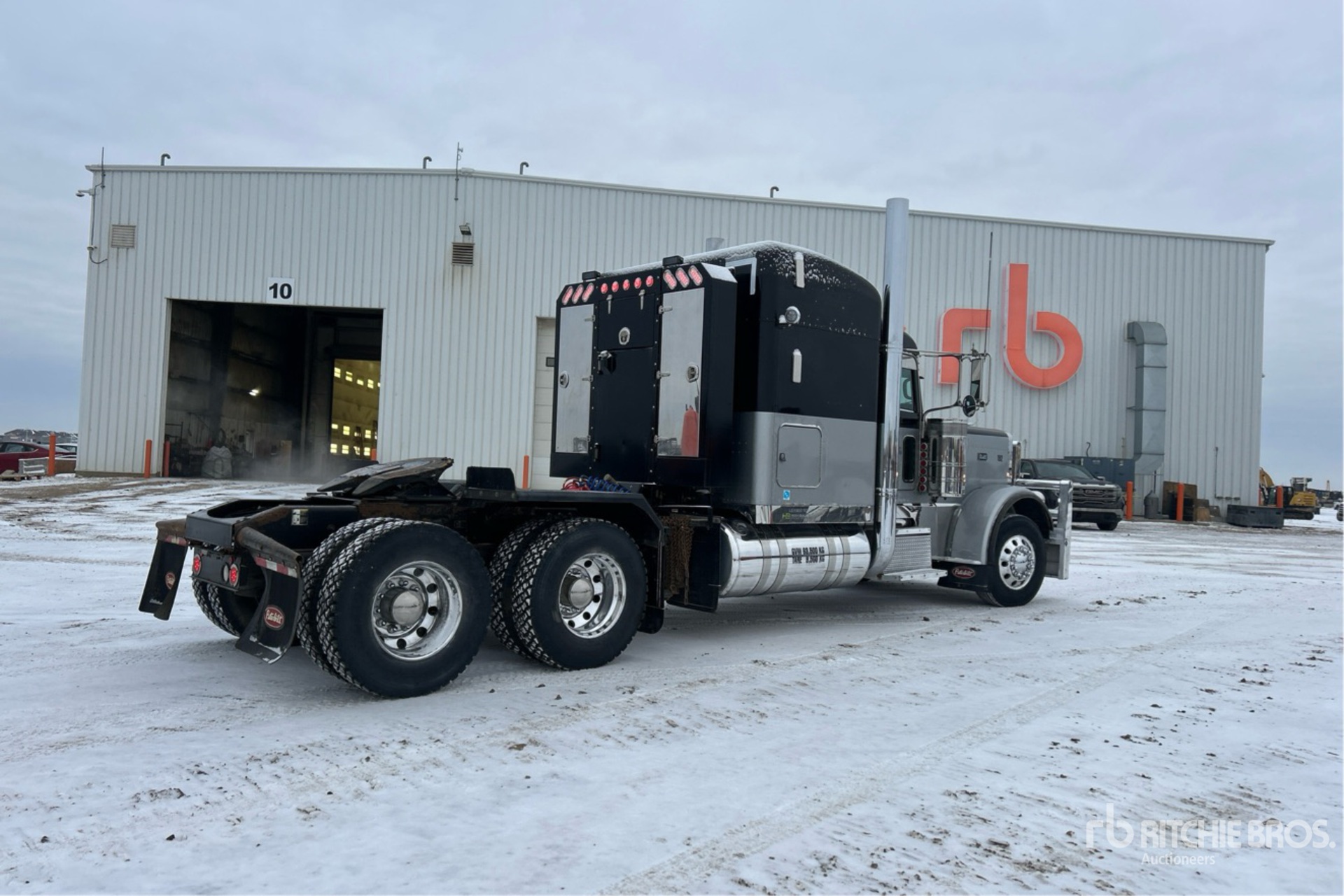 General Appearance with Imagen: esquina trasera derecha