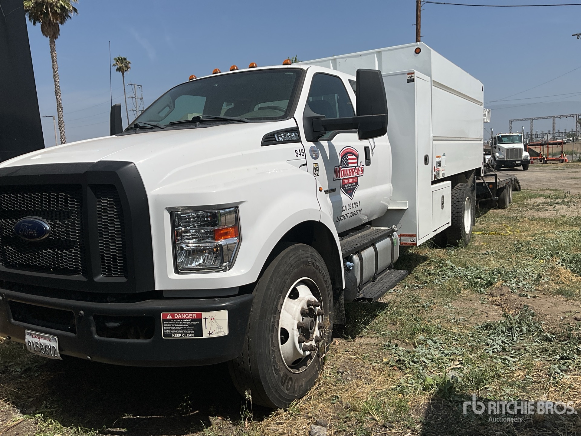 General Appearance with Featured Photo