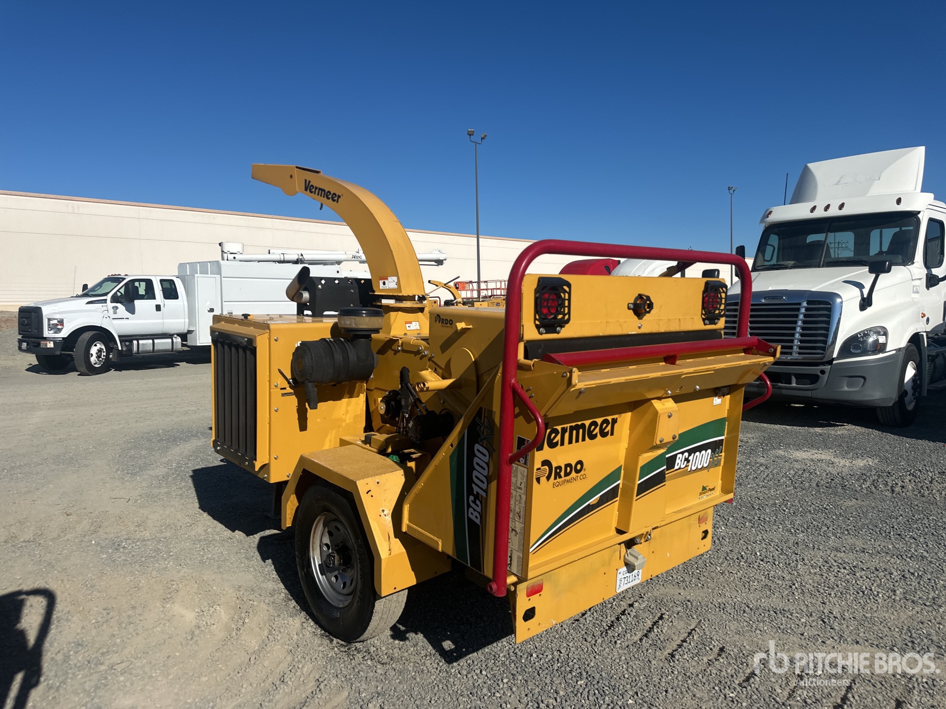 General Appearance with Picture, Left Rear Corner