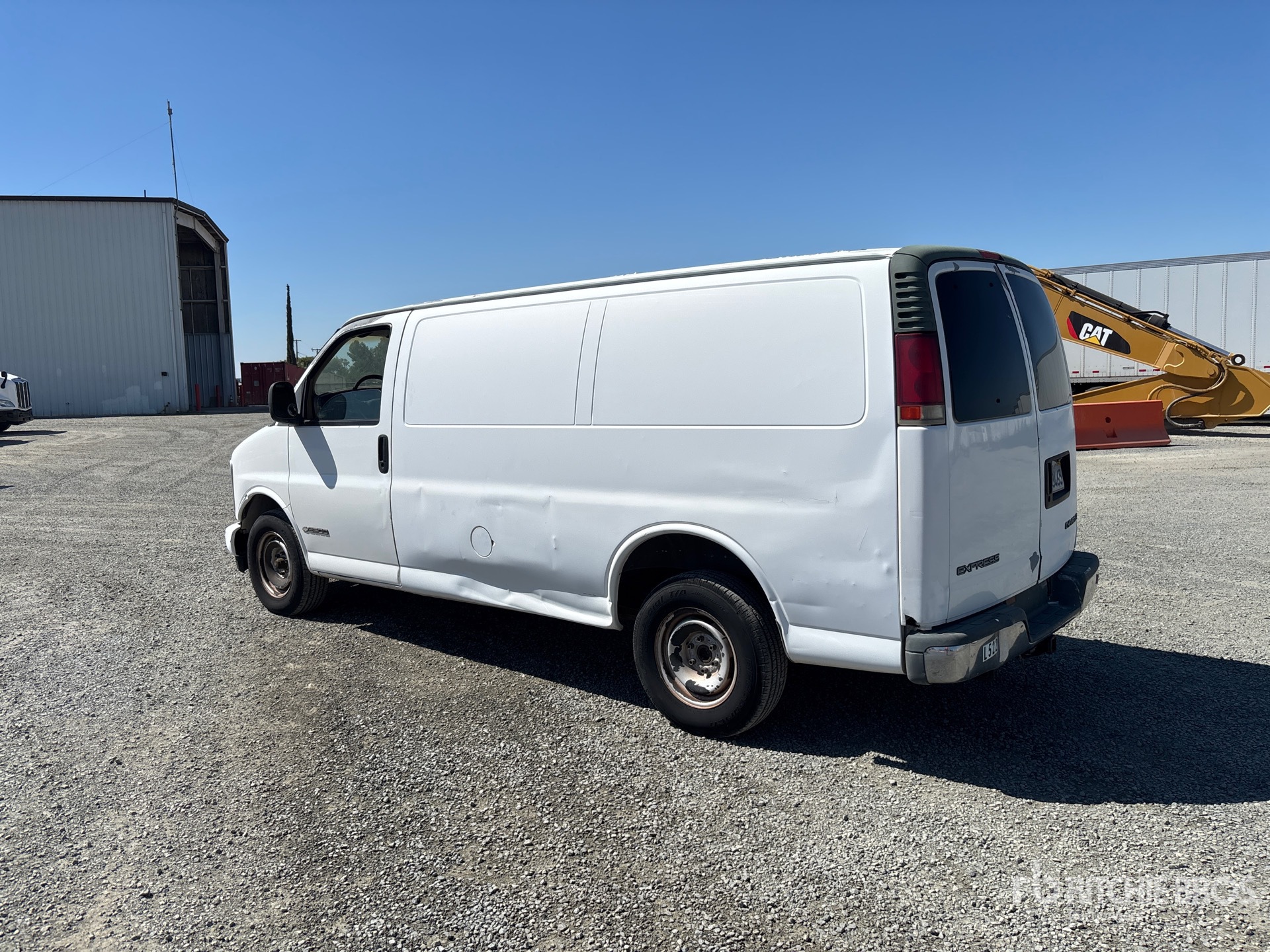 General Appearance with Picture, Left Rear Corner