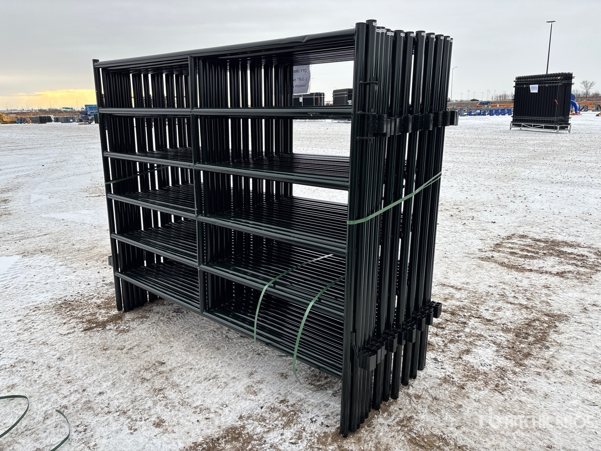 General Appearance with Bild, Ecke hinten rechts