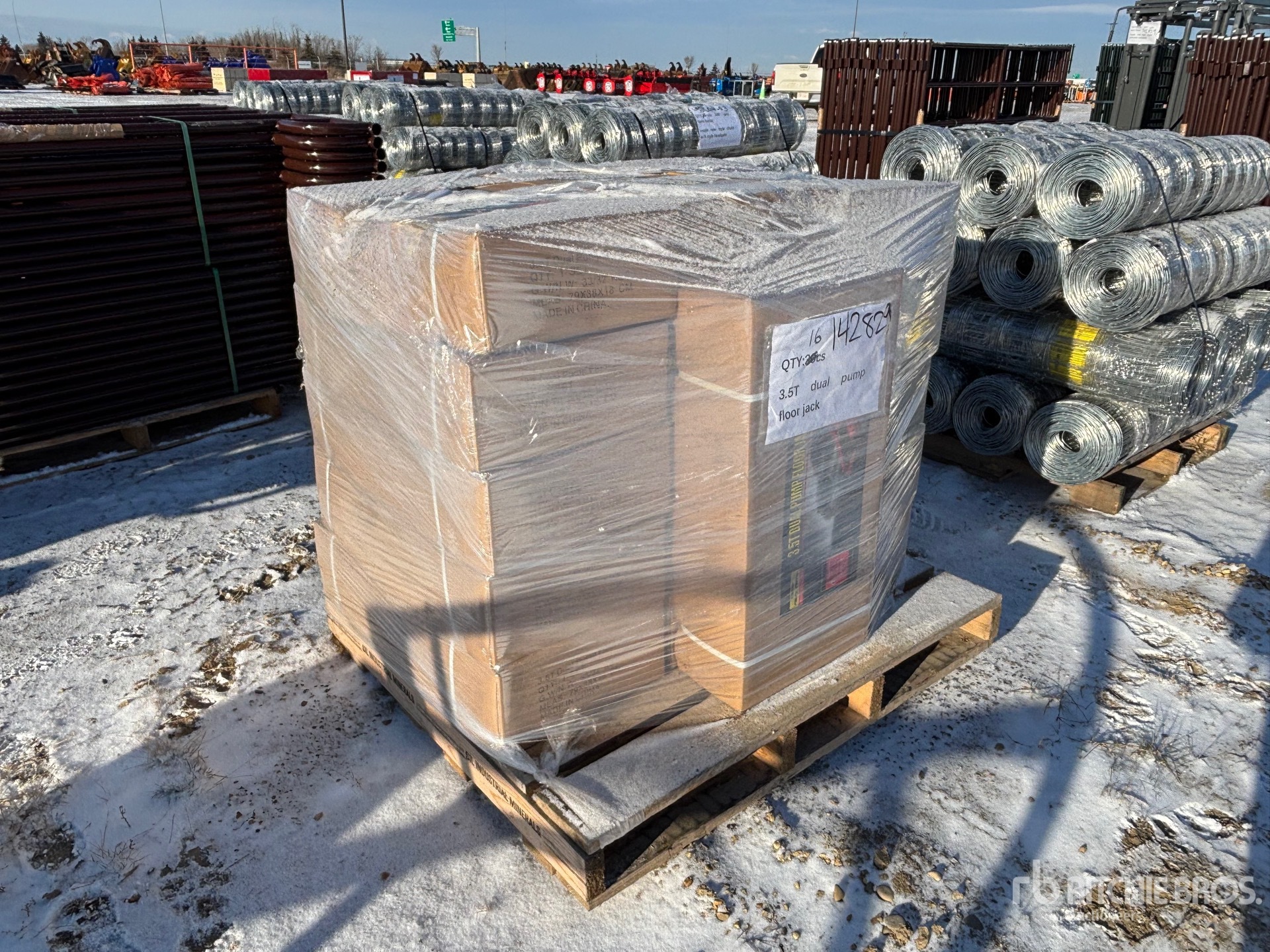 General Appearance with Foto, angolo anteriore destro