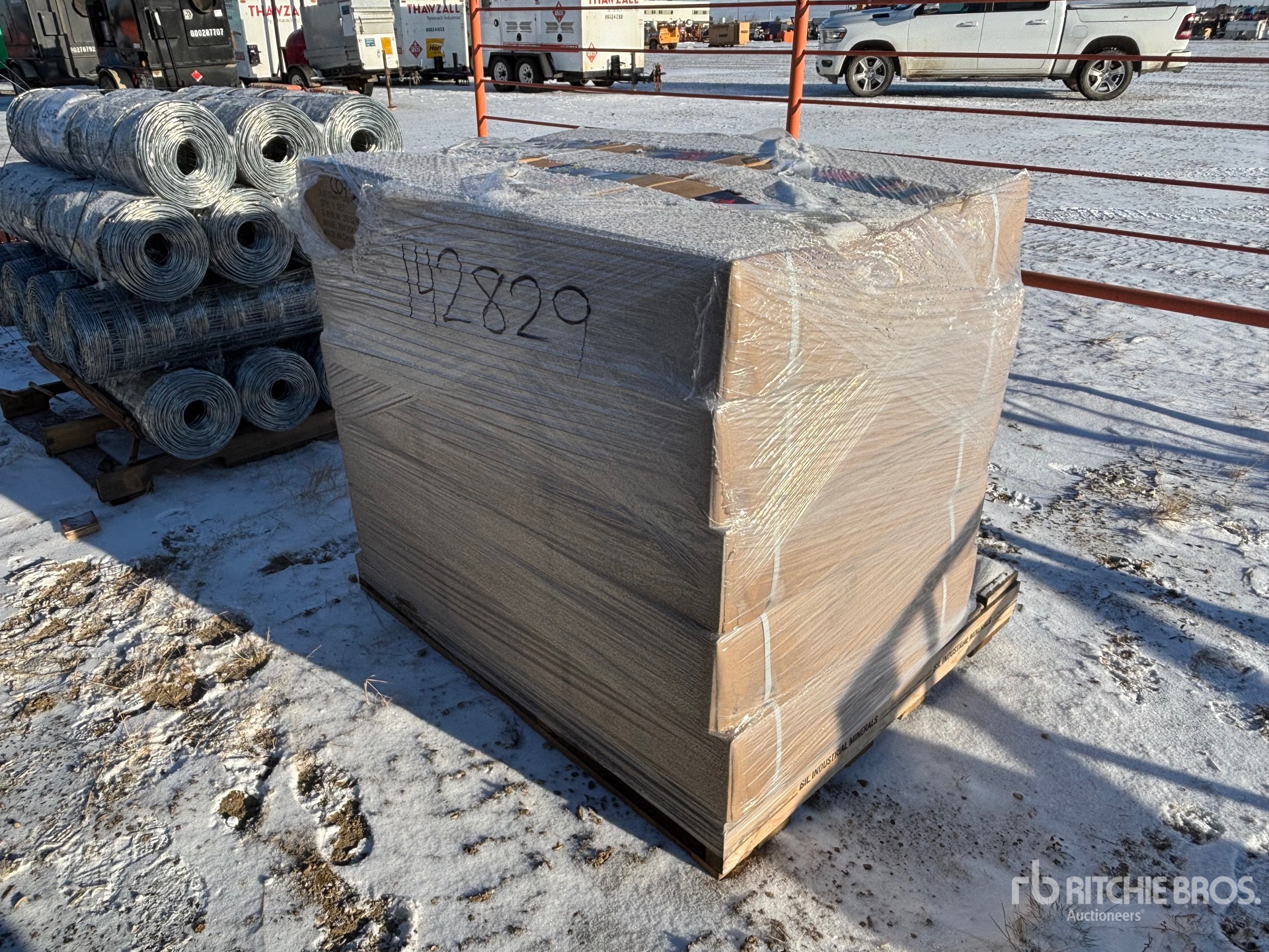 General Appearance with Foto, angolo anteriore sinistro