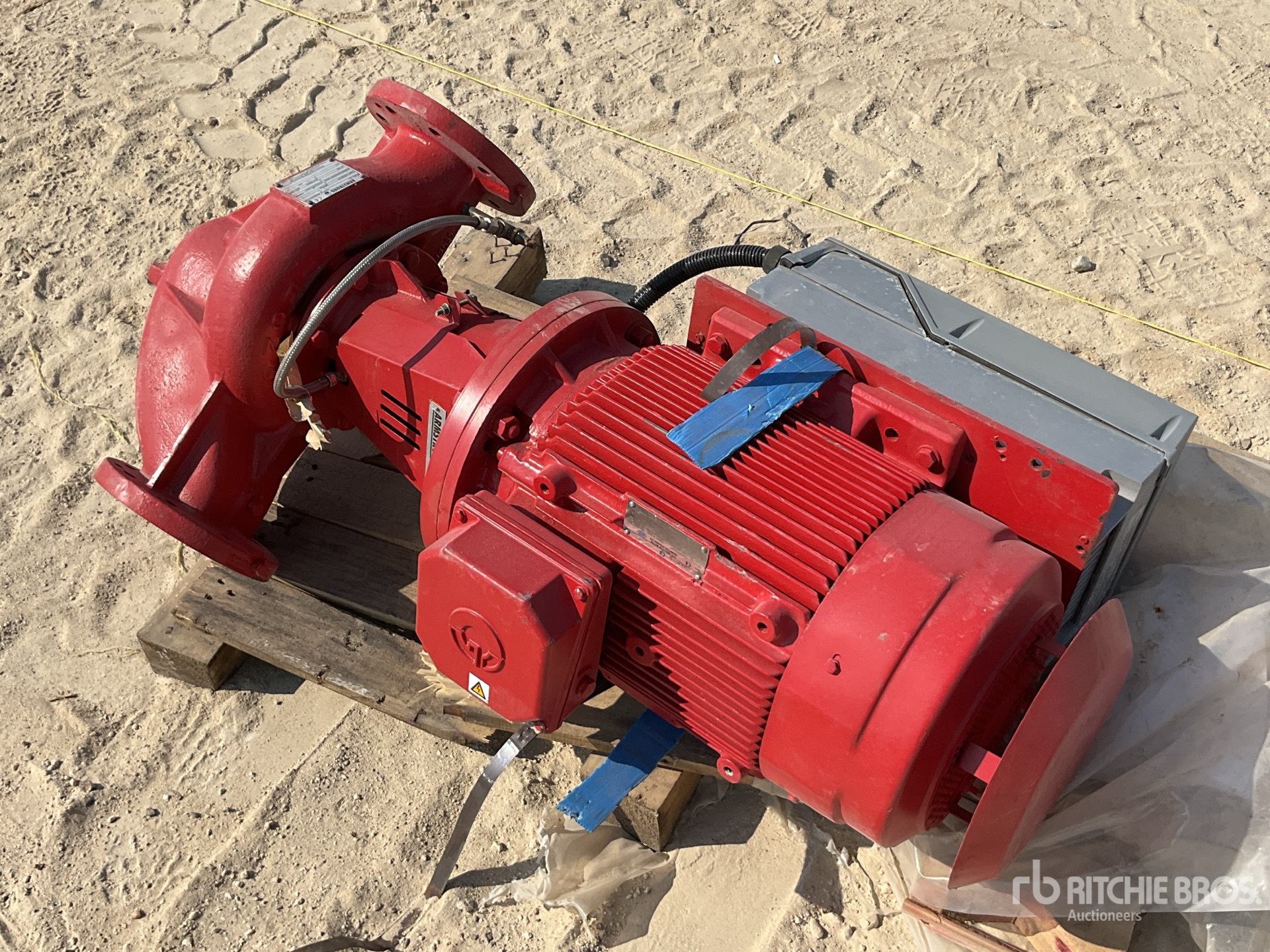 Aspect général with Image, coin avant droit