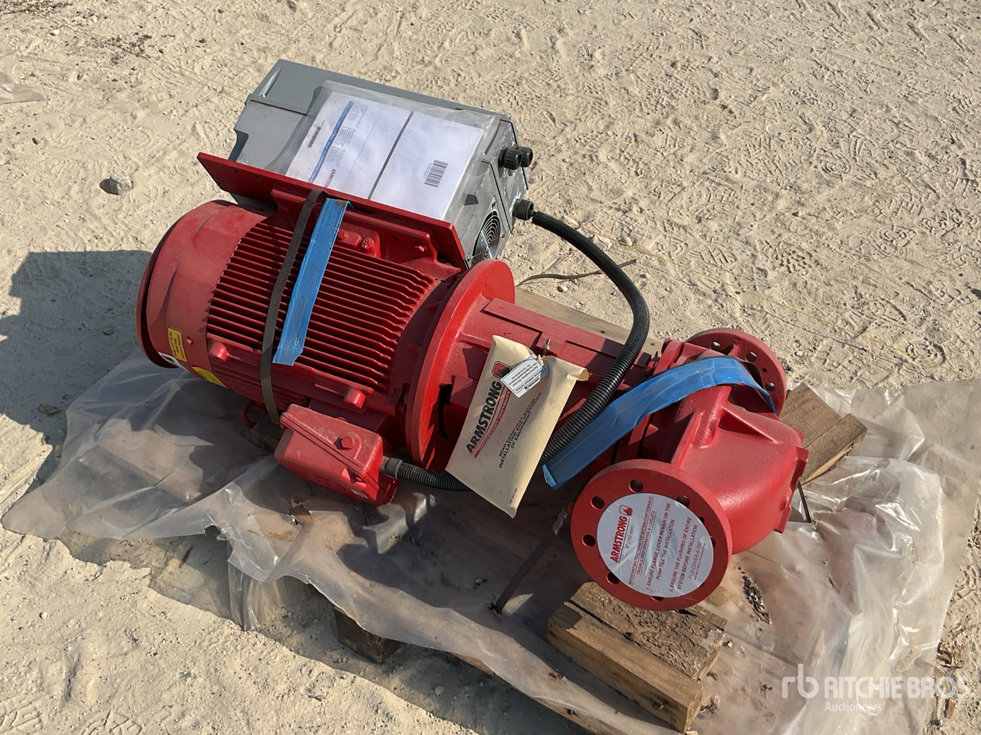 Aspect général with Image, coin arrière droit