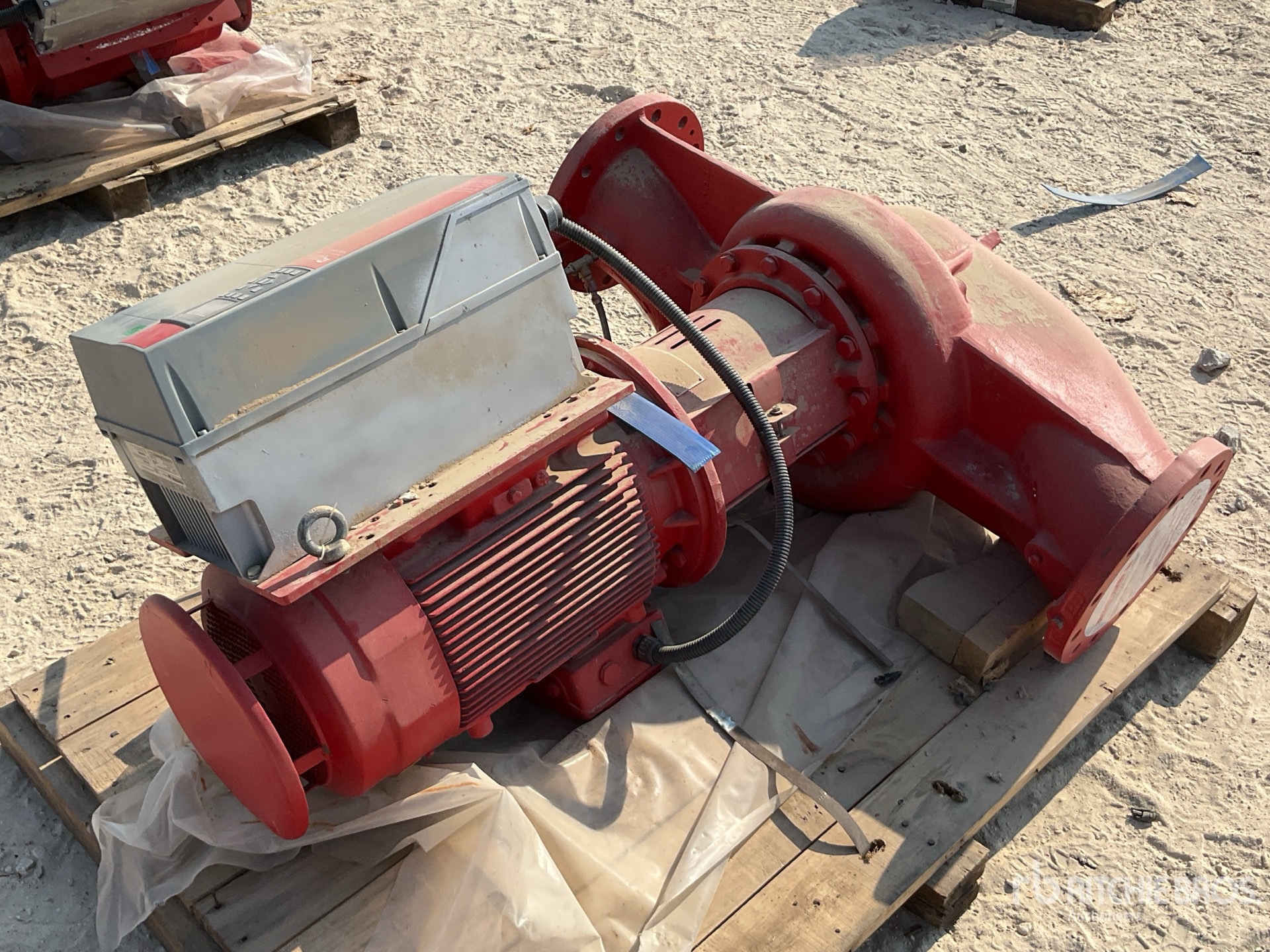 Aspect général with Image, coin avant droit