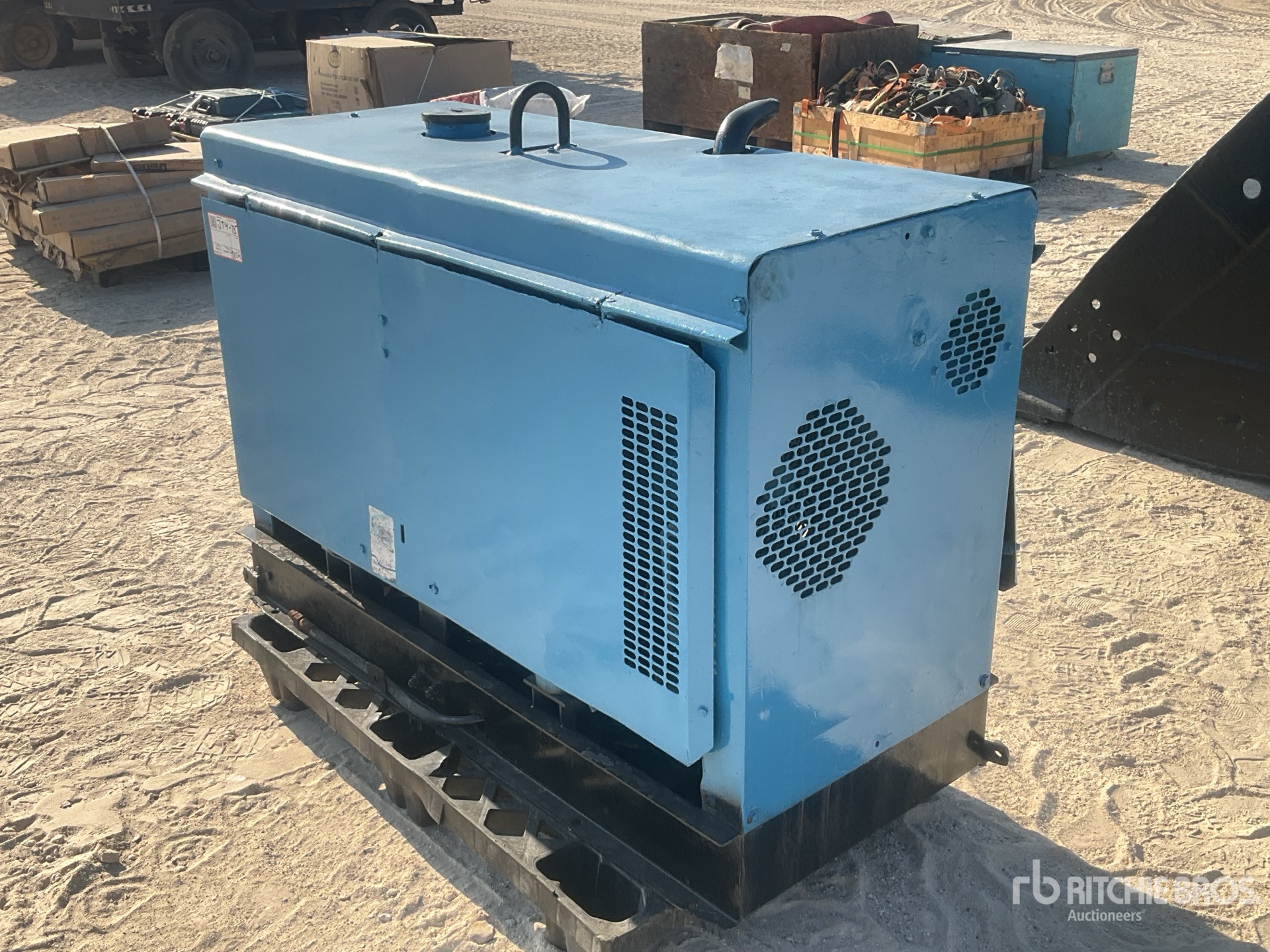 Aspect général with Image, coin arrière gauche