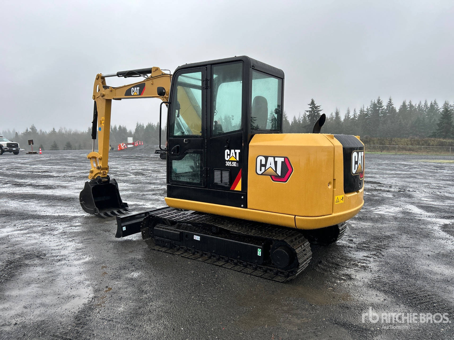 General Appearance with Picture, Left Rear Corner