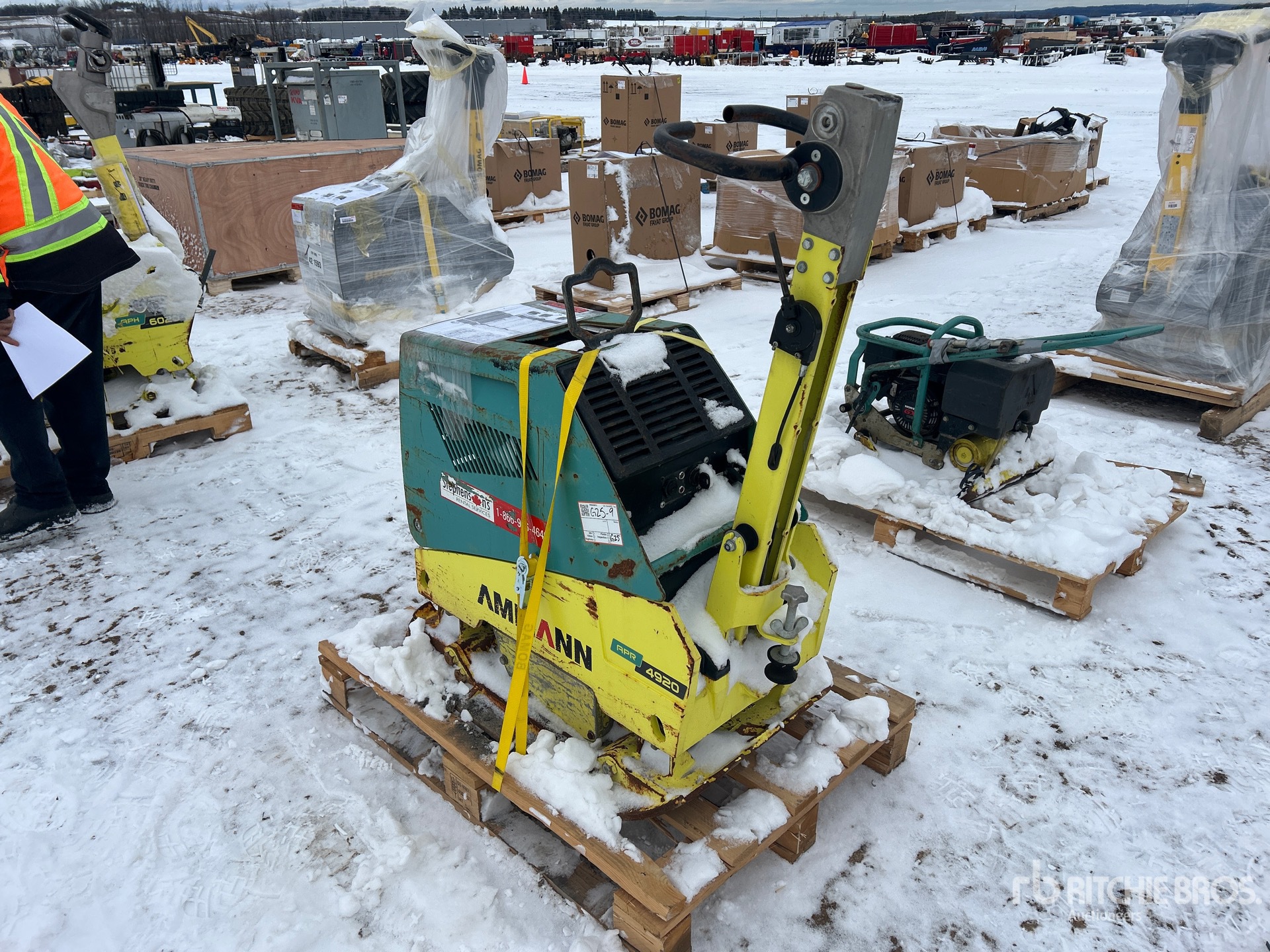 General Appearance with Imagen: esquina trasera izquierda