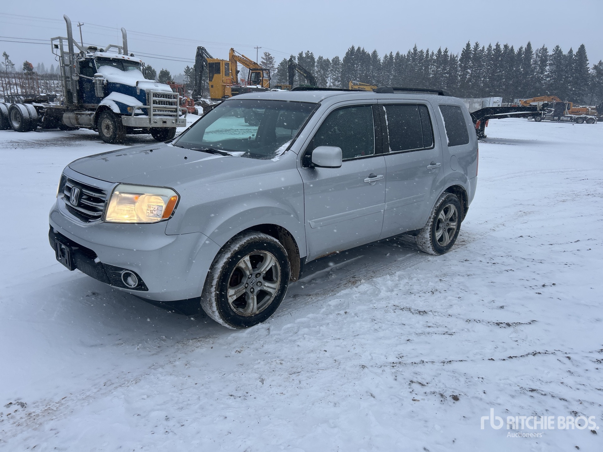 General Appearance with Picture, Left Front Corner