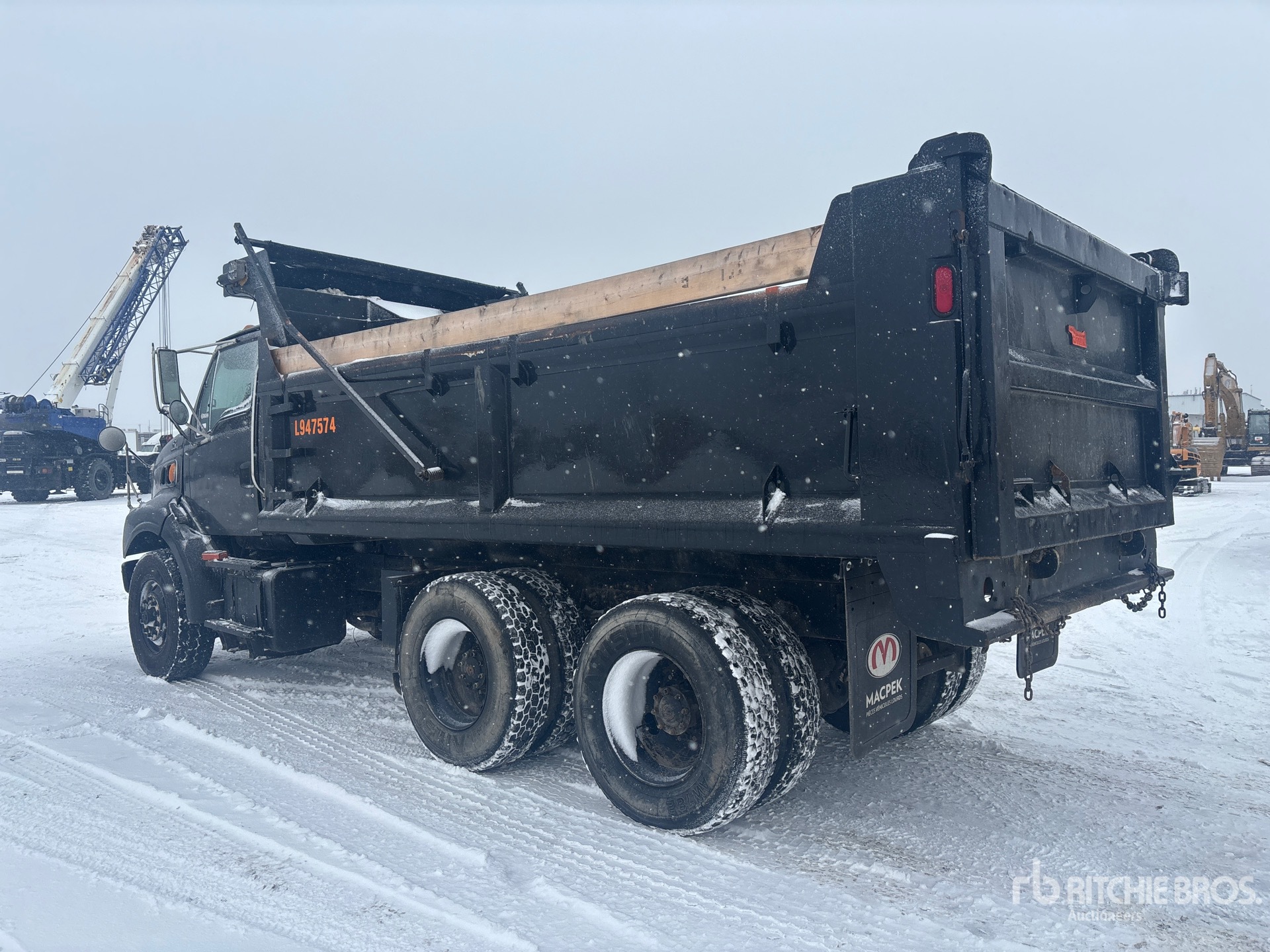 General Appearance with Picture, Left Rear Corner