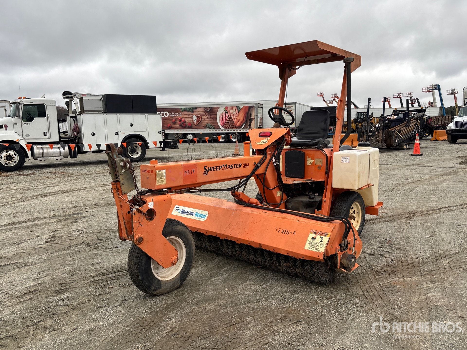 General Appearance with Foto, angolo anteriore sinistro