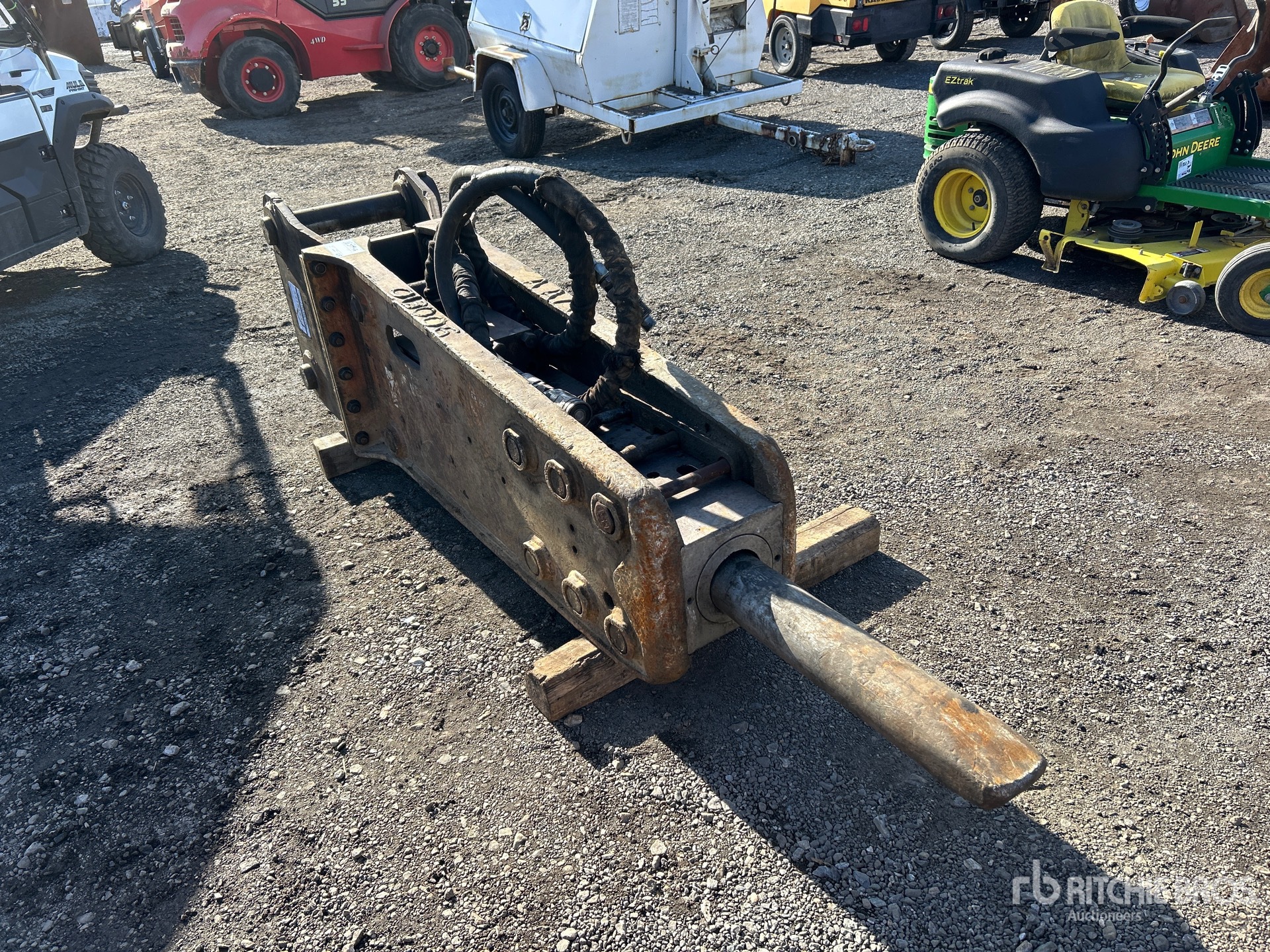 General Appearance with Picture, Right Front Corner