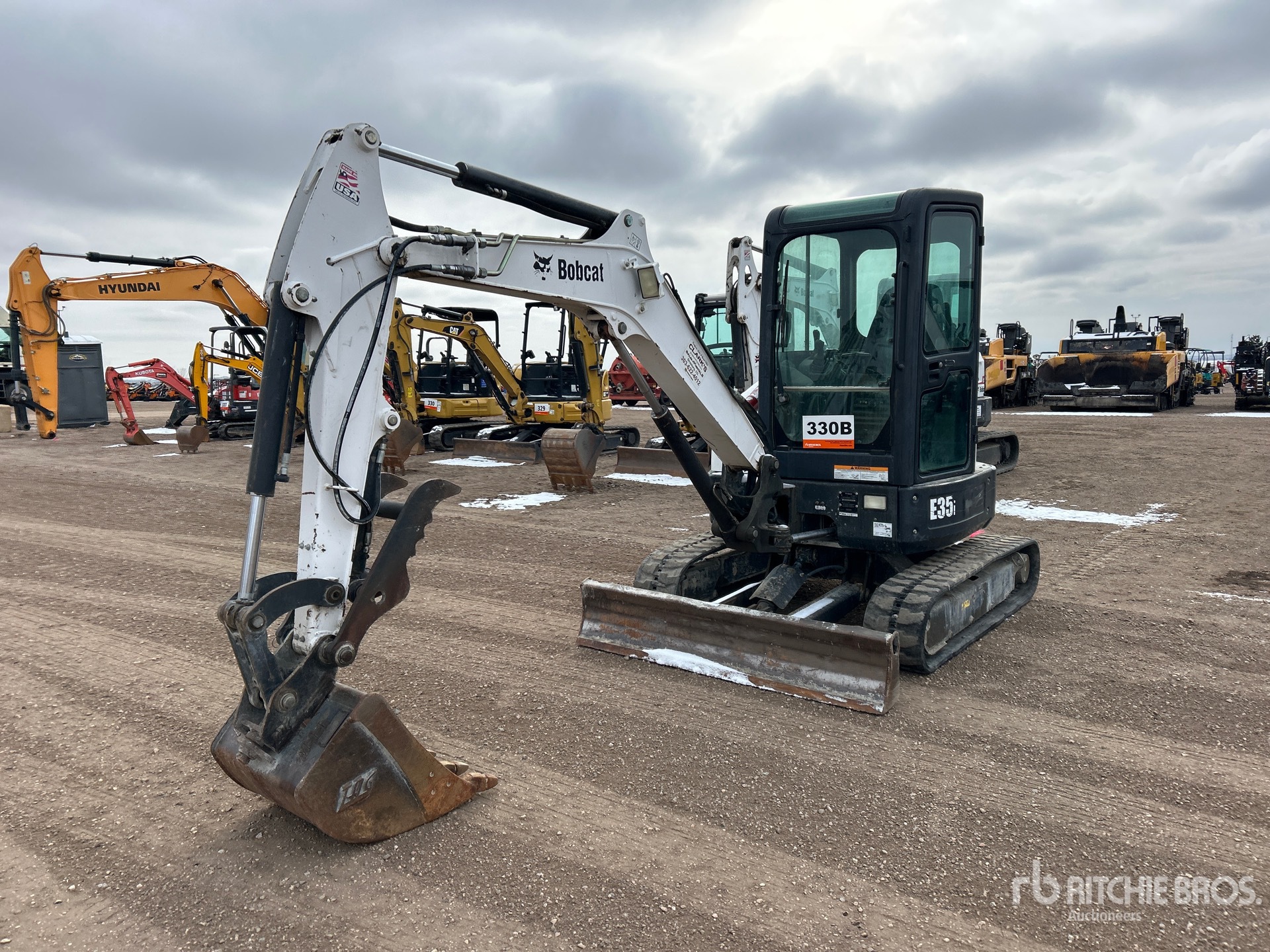 General Appearance with Picture, Left Front Corner