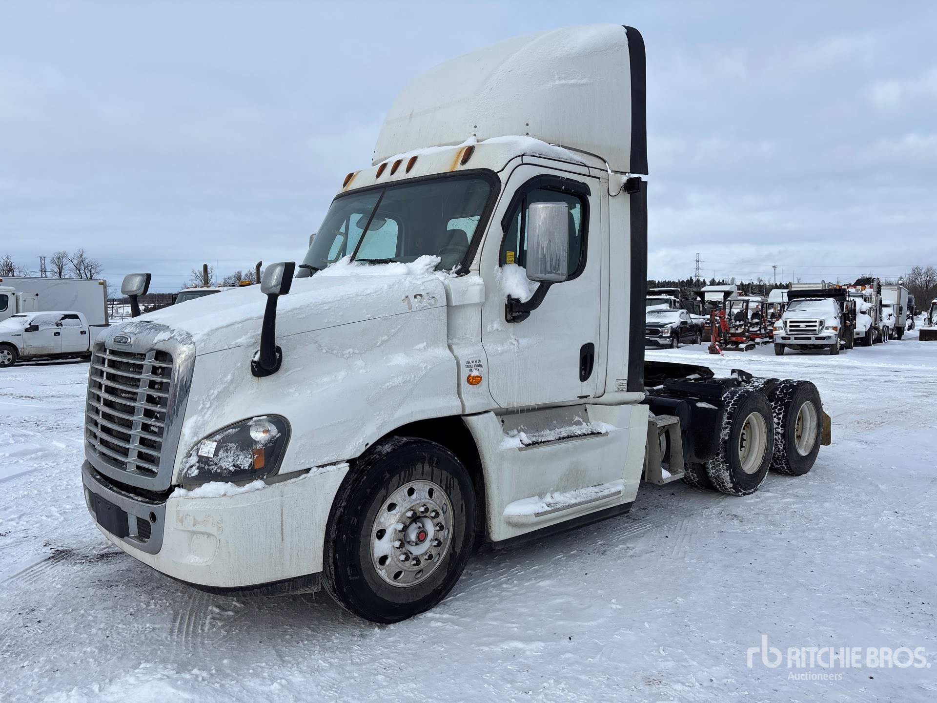 General Appearance with Bild, Ecke vorne links