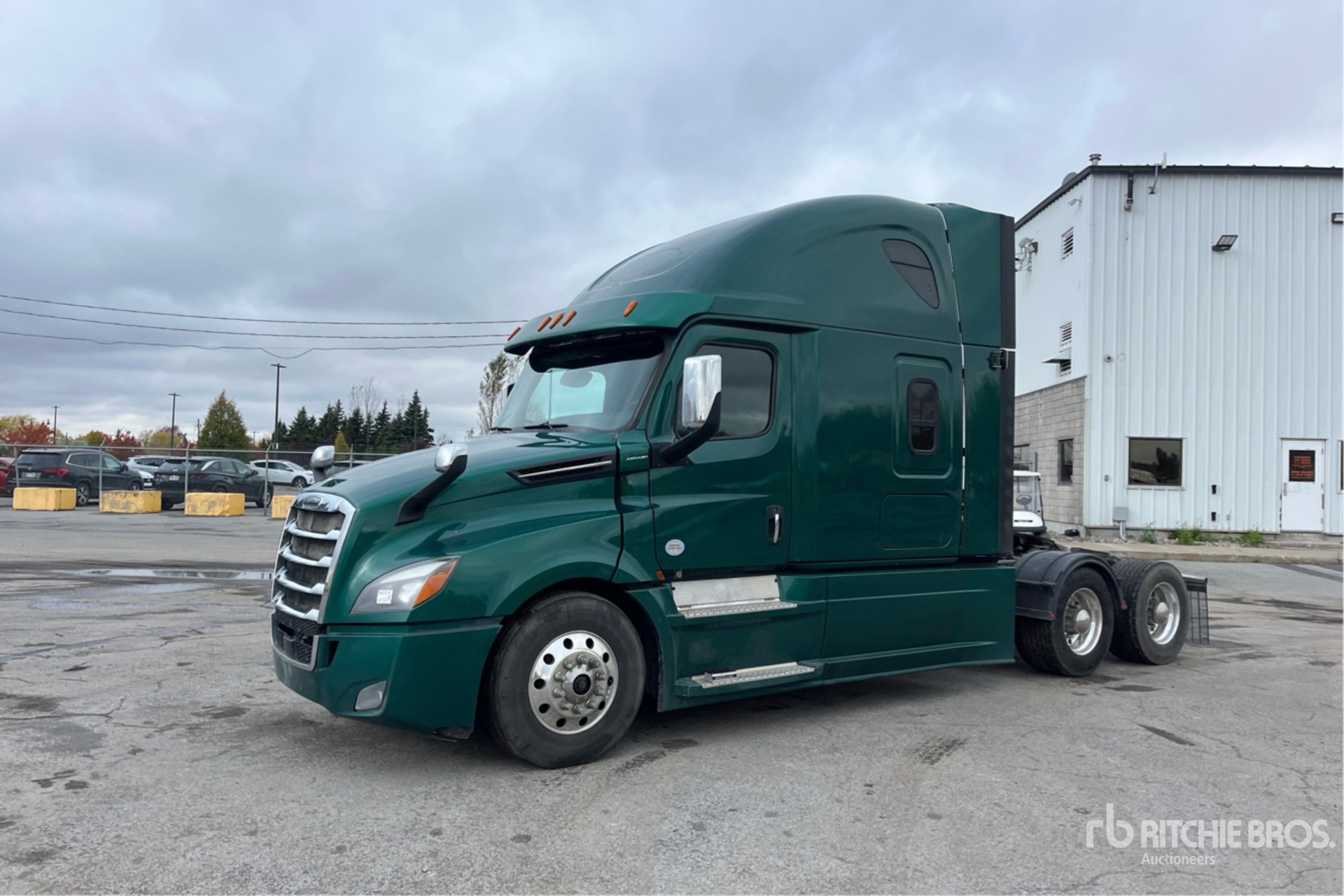 General Appearance with Picture, Left Front Corner