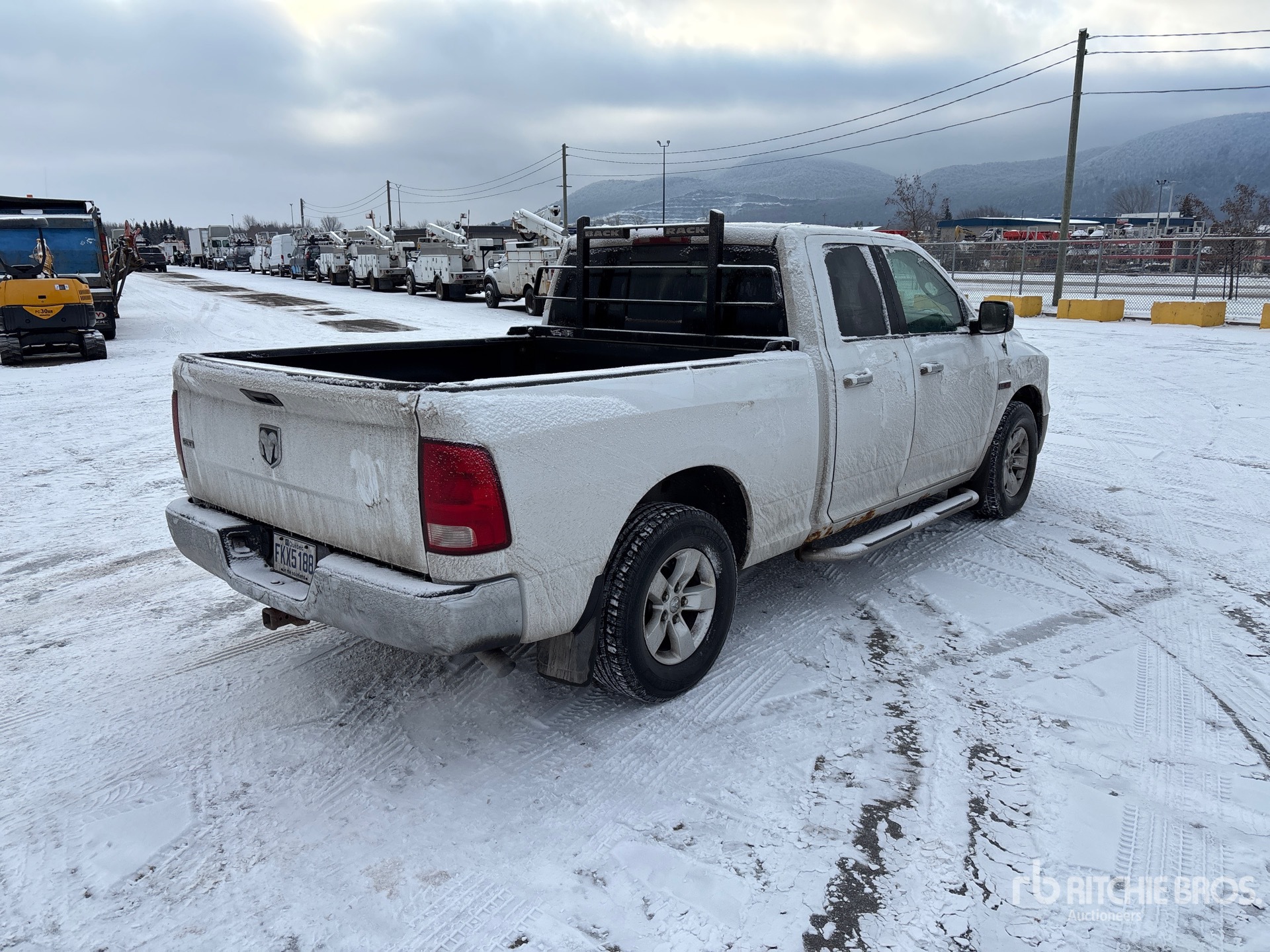 General Appearance with Picture, Right Rear Corner