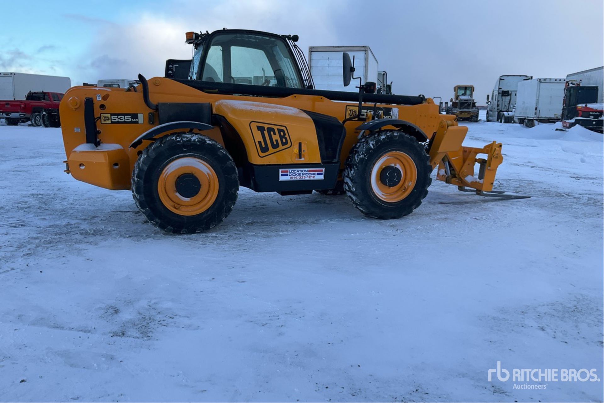 General Appearance with Bild, Ecke hinten rechts