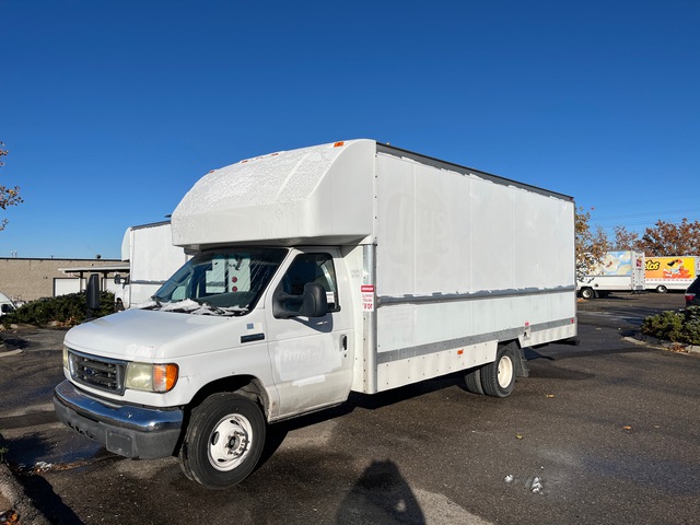 2007 Ford E-350 Cutaway Cargo Van