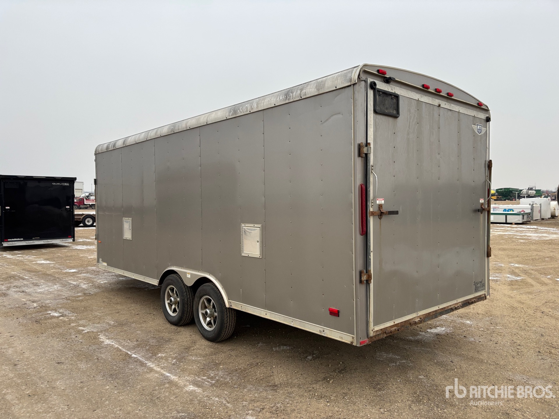 General Appearance with Zdjęcie, lewy dolny róg