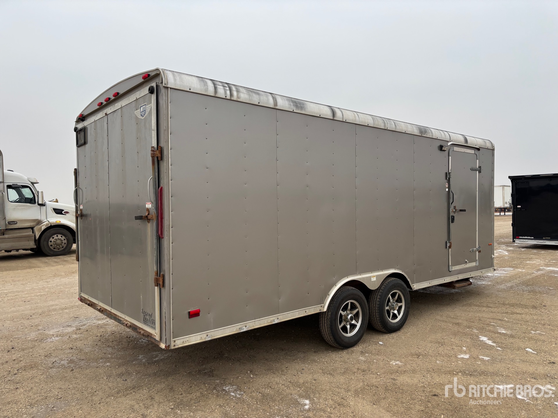 General Appearance with Zdjęcie, prawy dolny róg