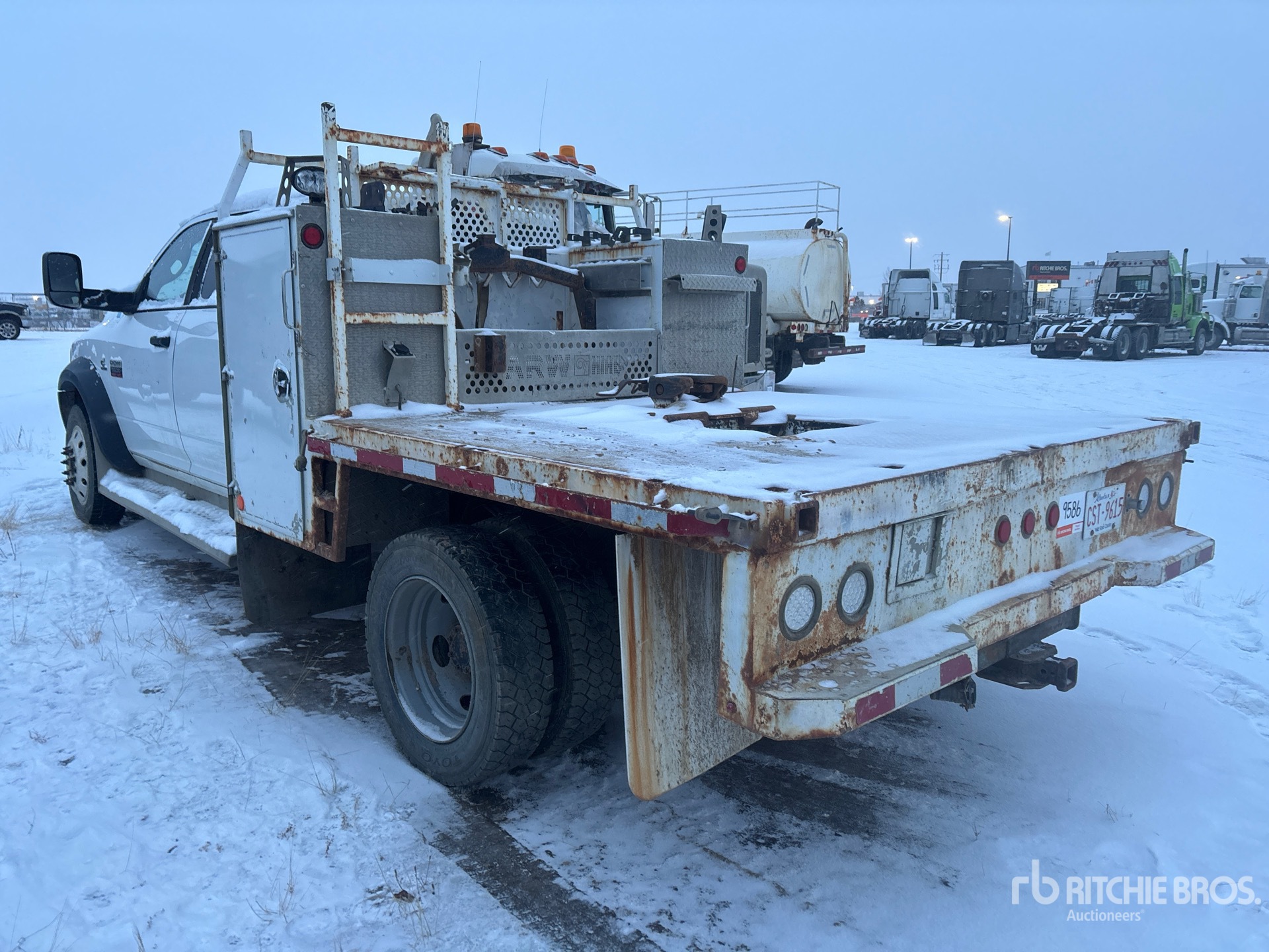 General Appearance with Bild, Ecke hinten links