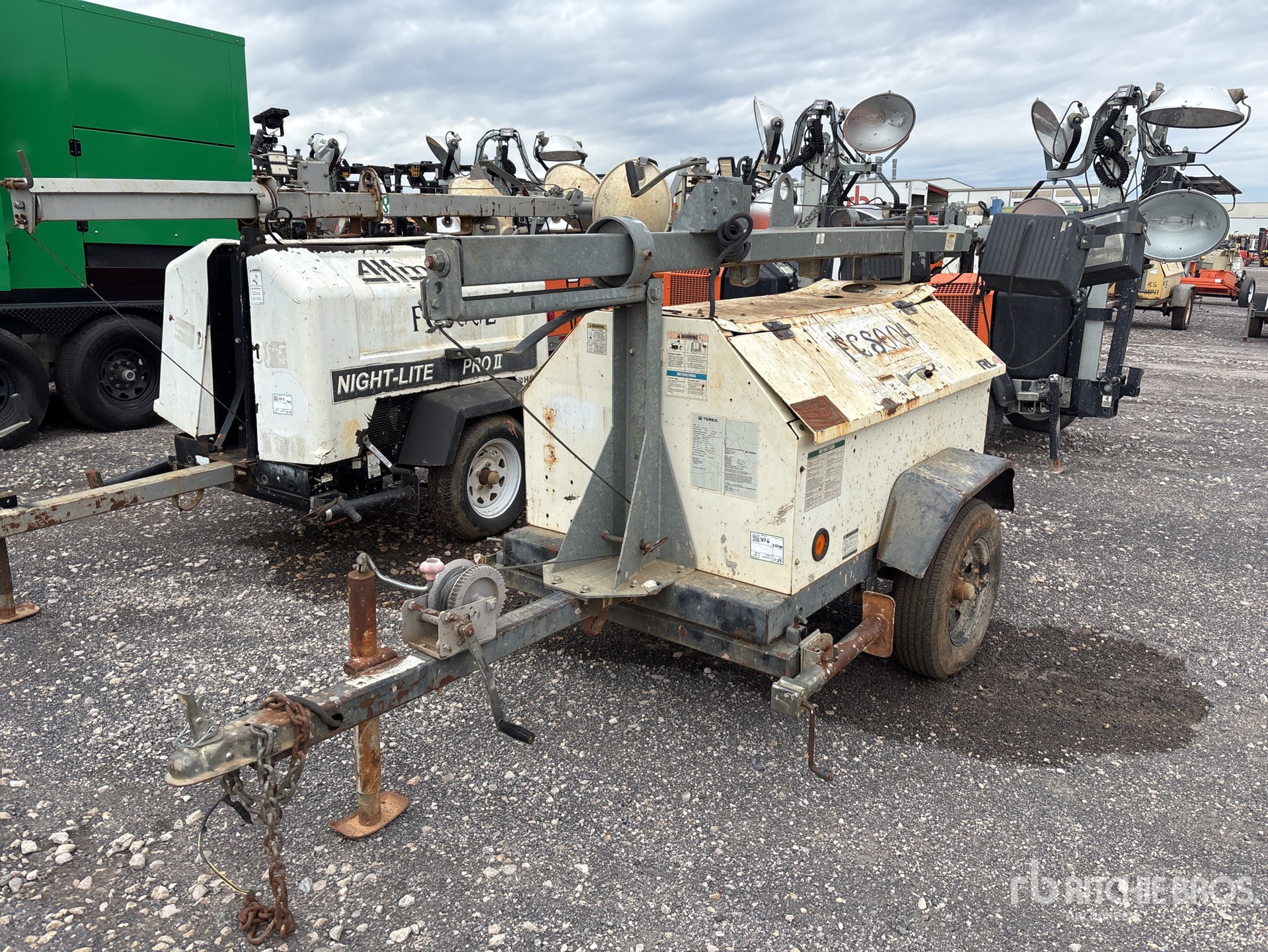 General Appearance with Picture, Left Front Corner