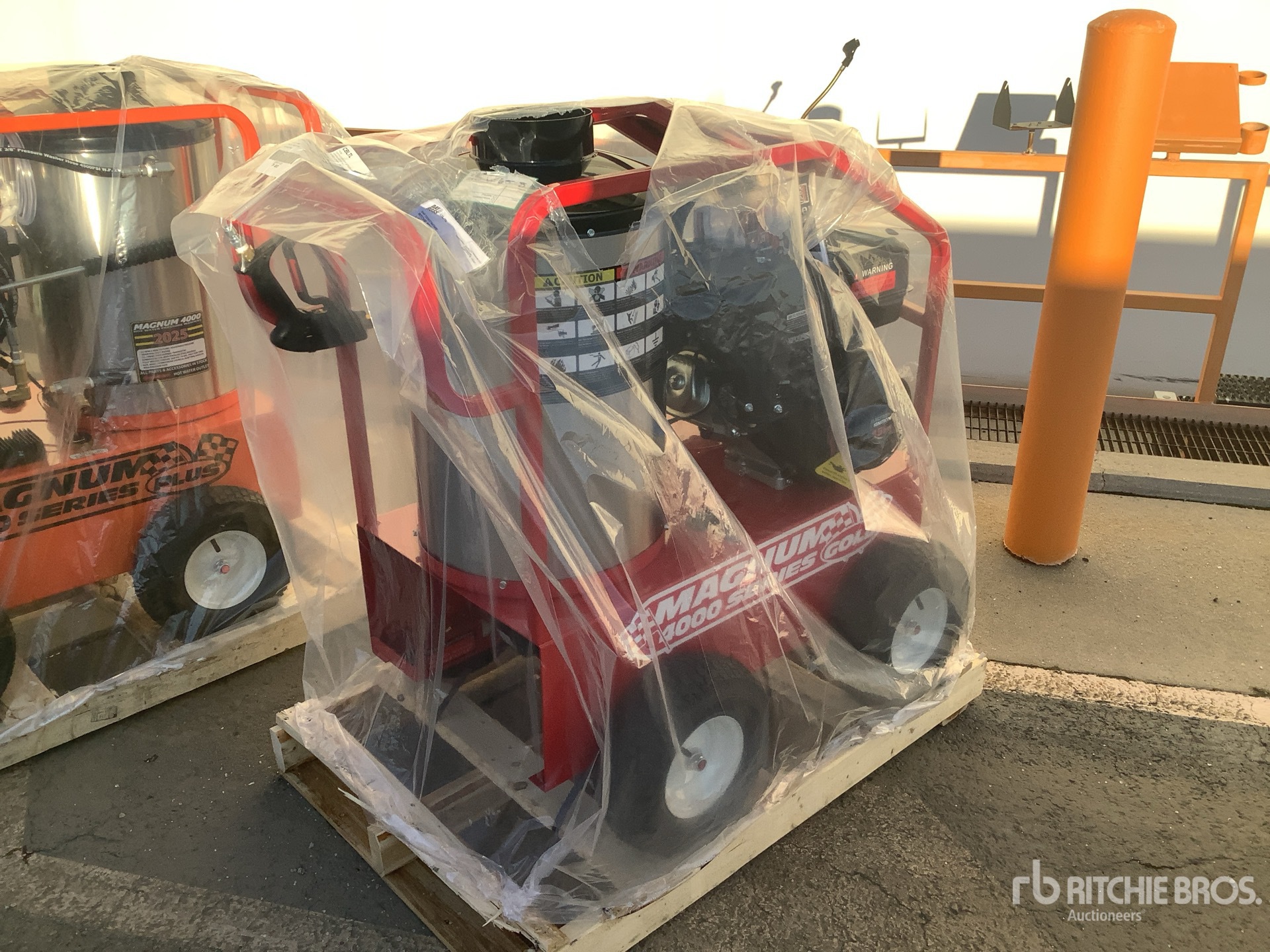 General Appearance with Featured Photo