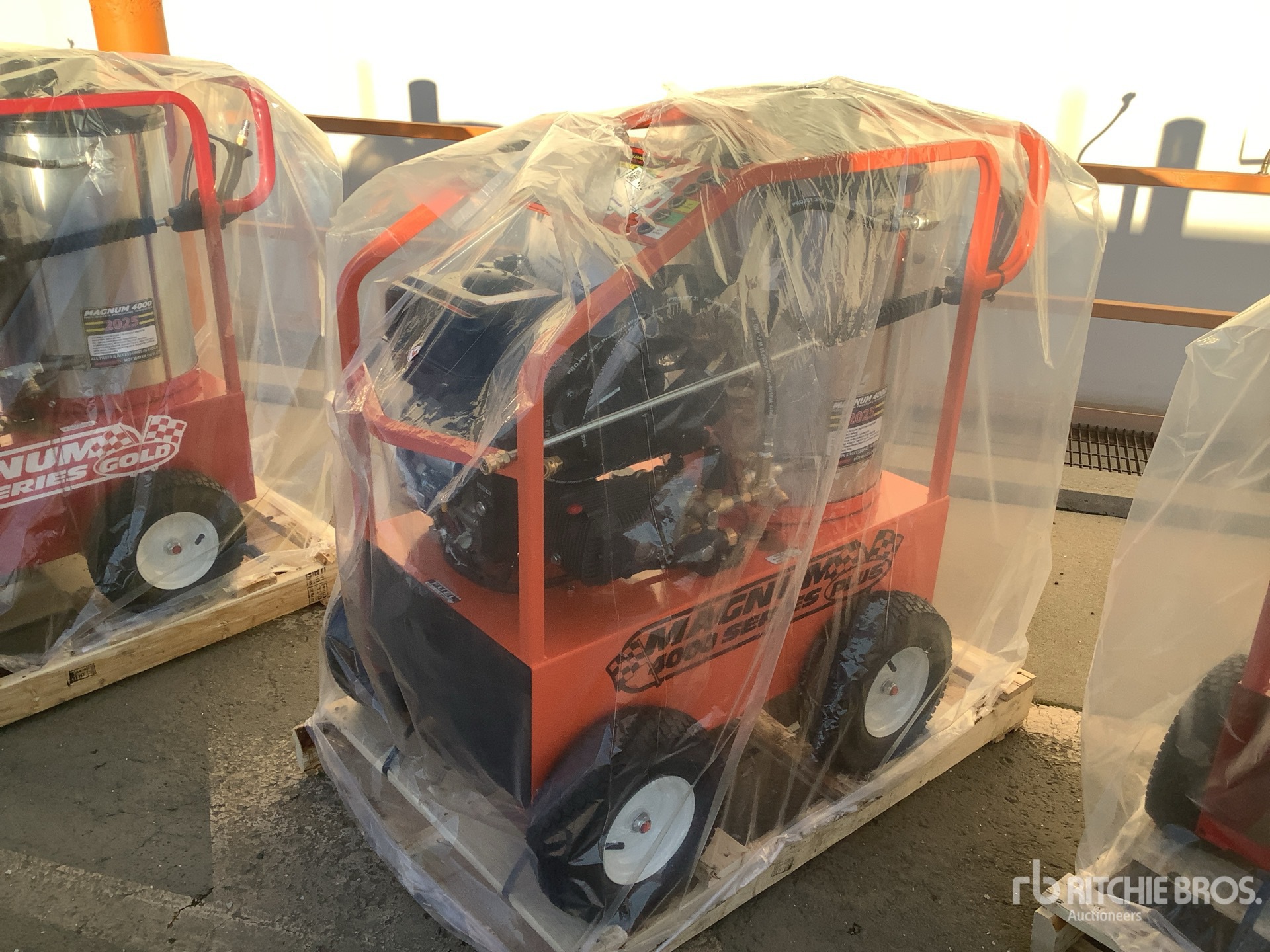 General Appearance with Featured Photo