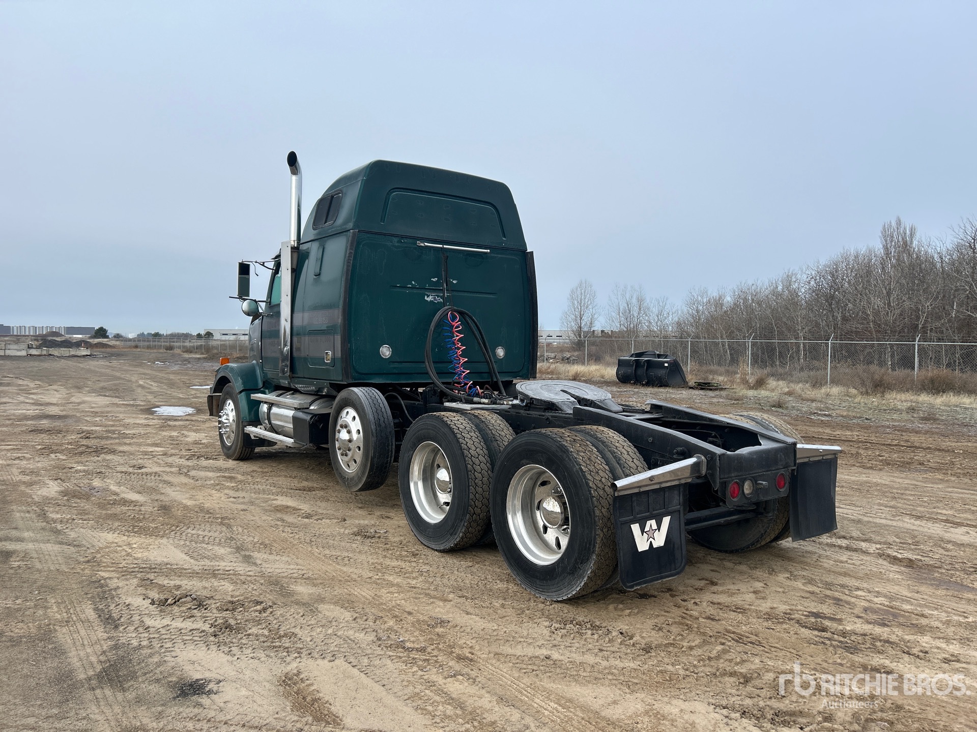 General Appearance with Imagen: esquina trasera izquierda