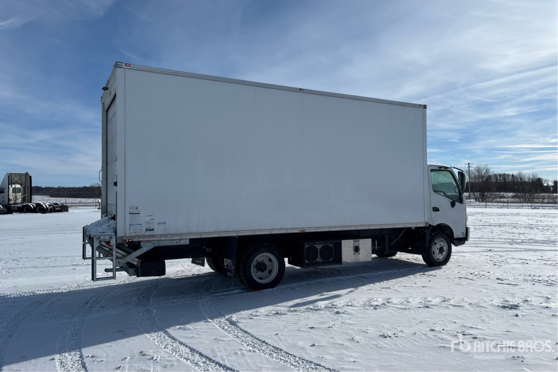 General Appearance with Imagen: esquina trasera derecha